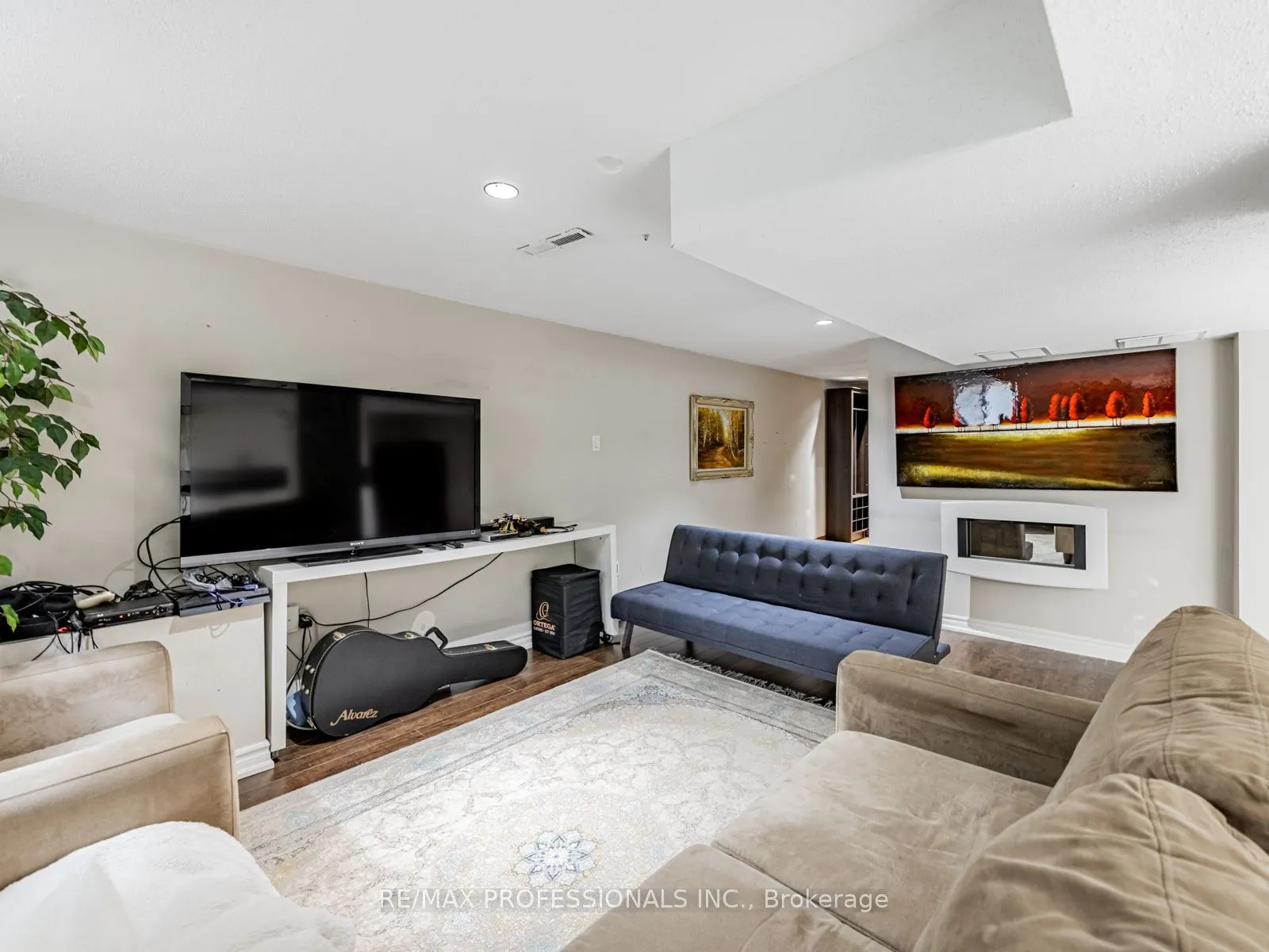 21 Waterbury Drive
