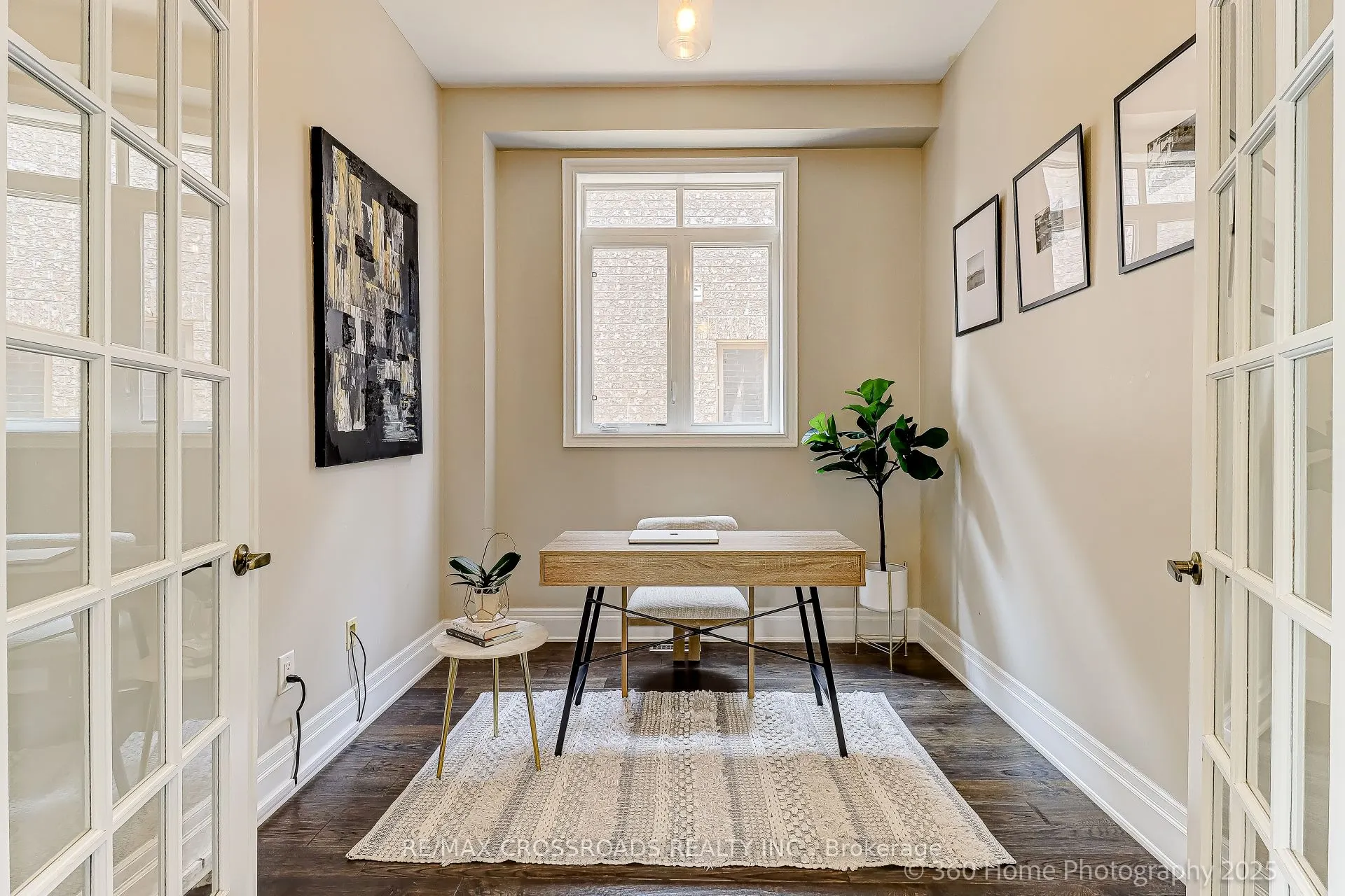 6 Prince Michael Court