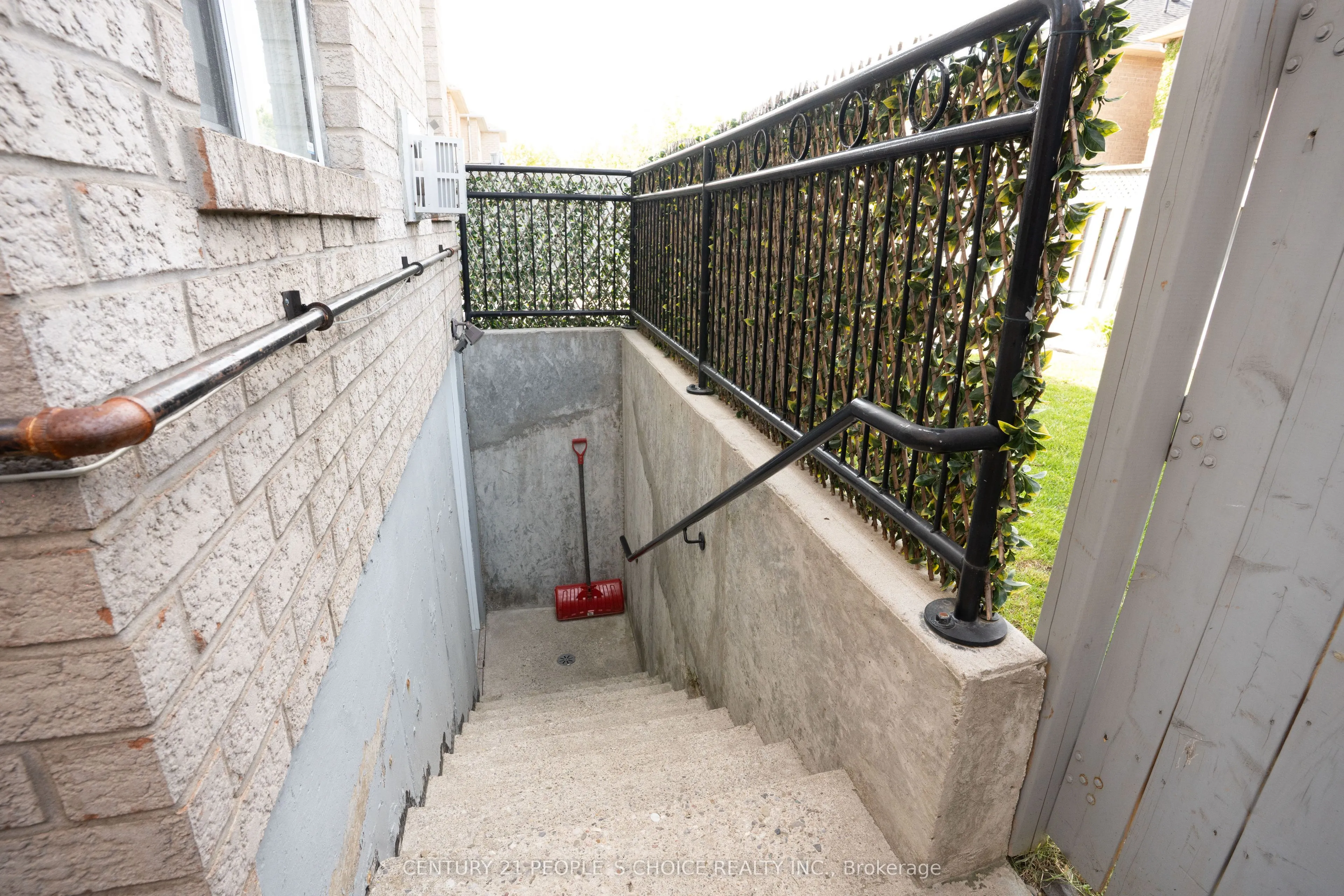 111 Brisdale Drive