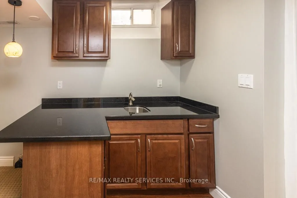 5279 Palmetto Place