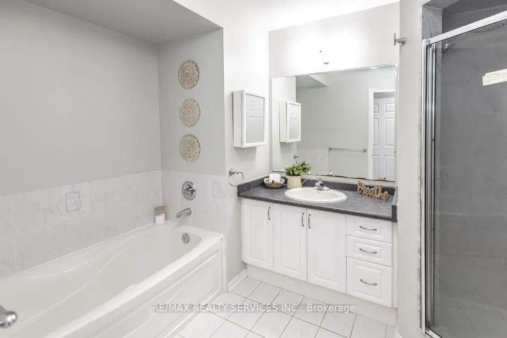 5279 Palmetto Place