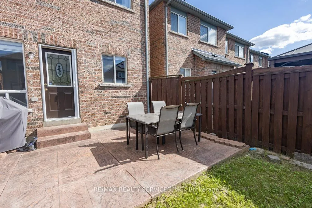 5279 Palmetto Place