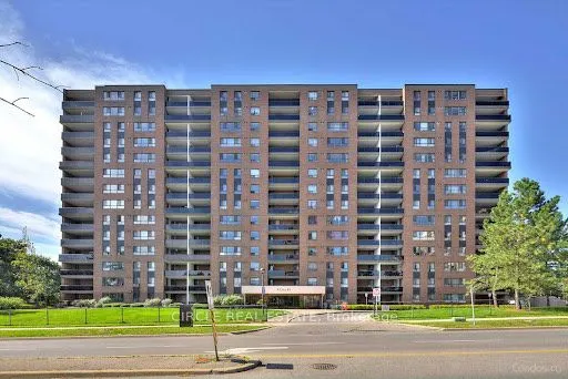 4 Lisa Street, #1204