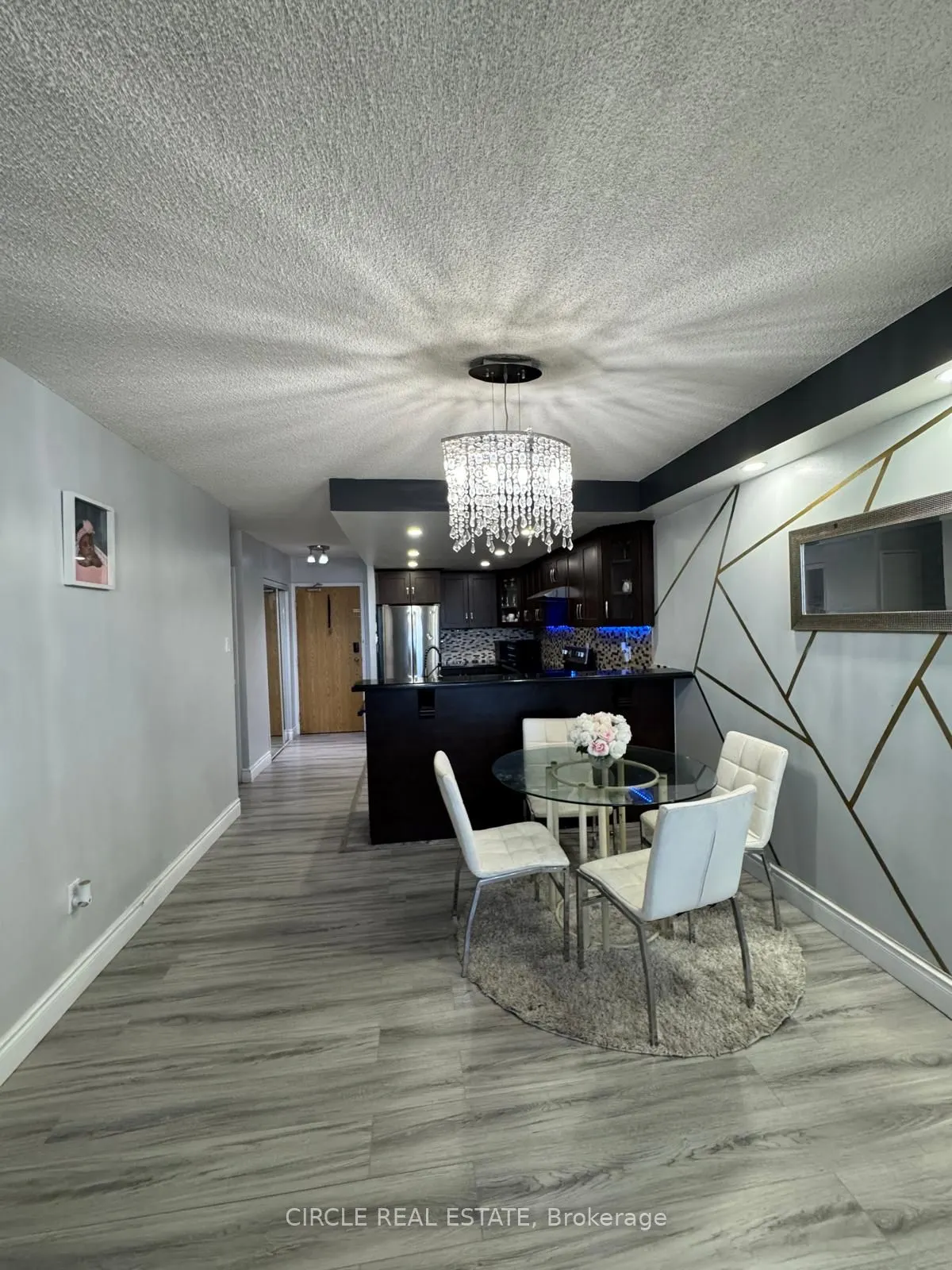 4 Lisa Street, #1204