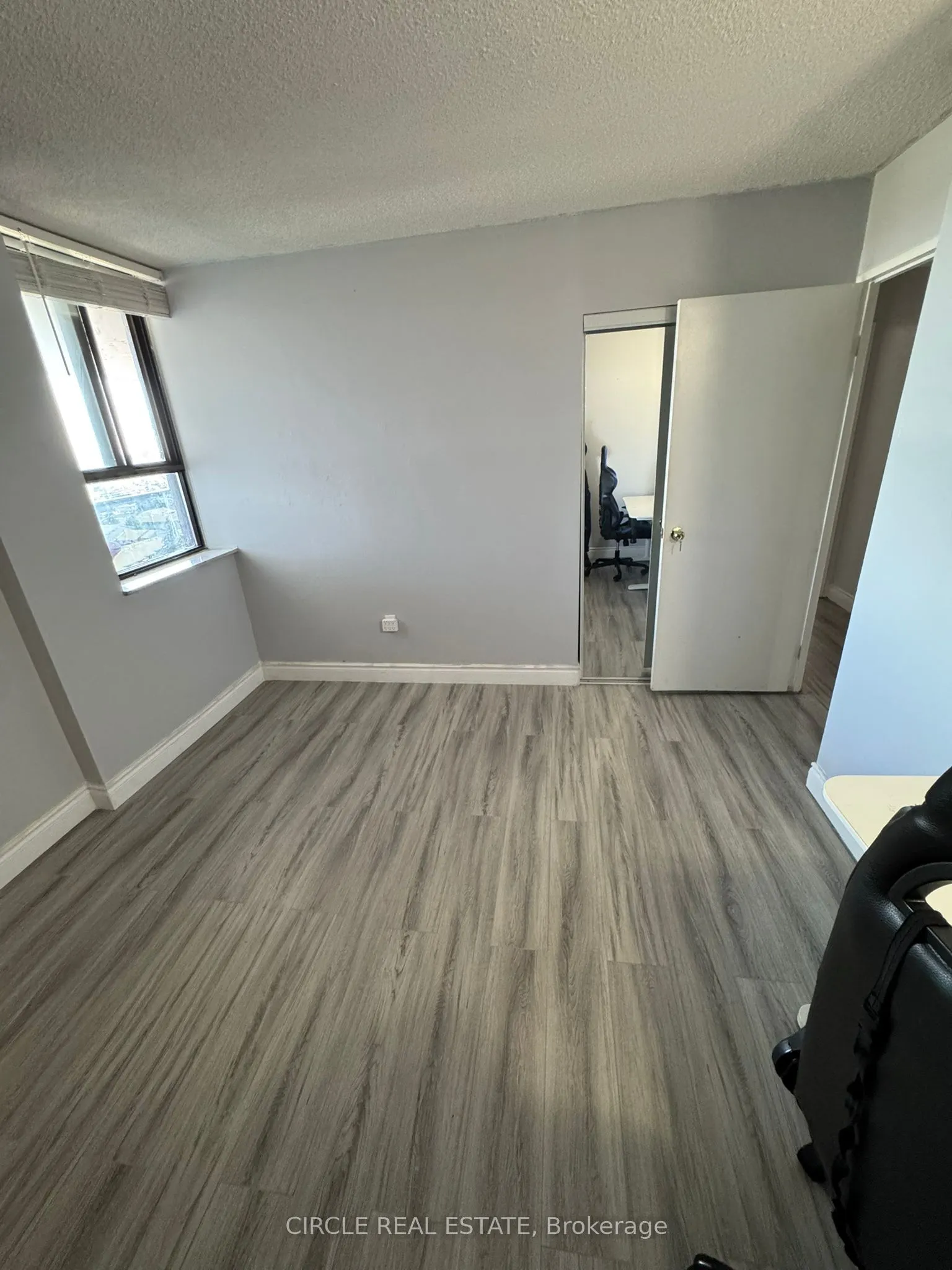 4 Lisa Street, #1204