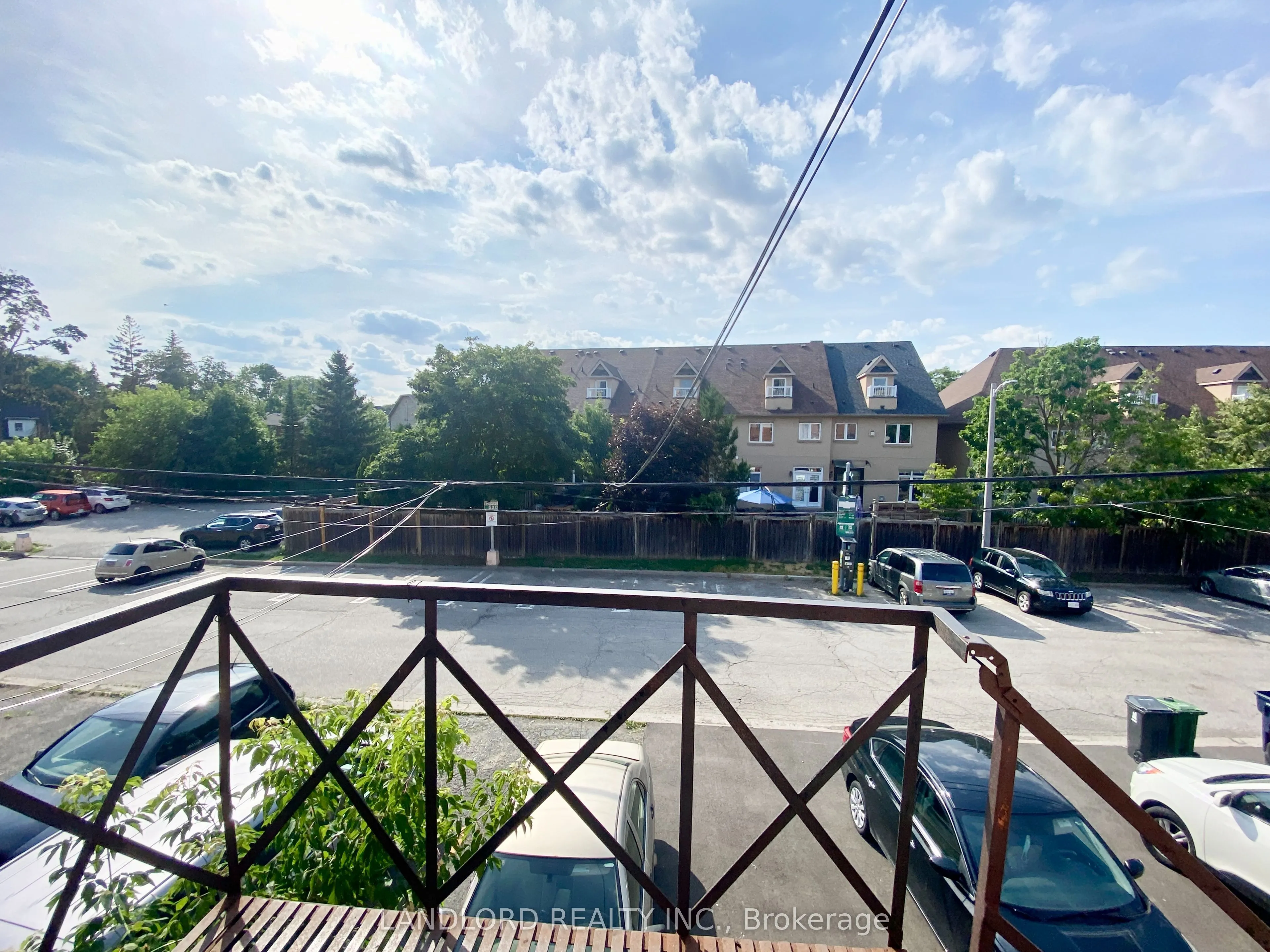 5126 Dundas Street W, #202