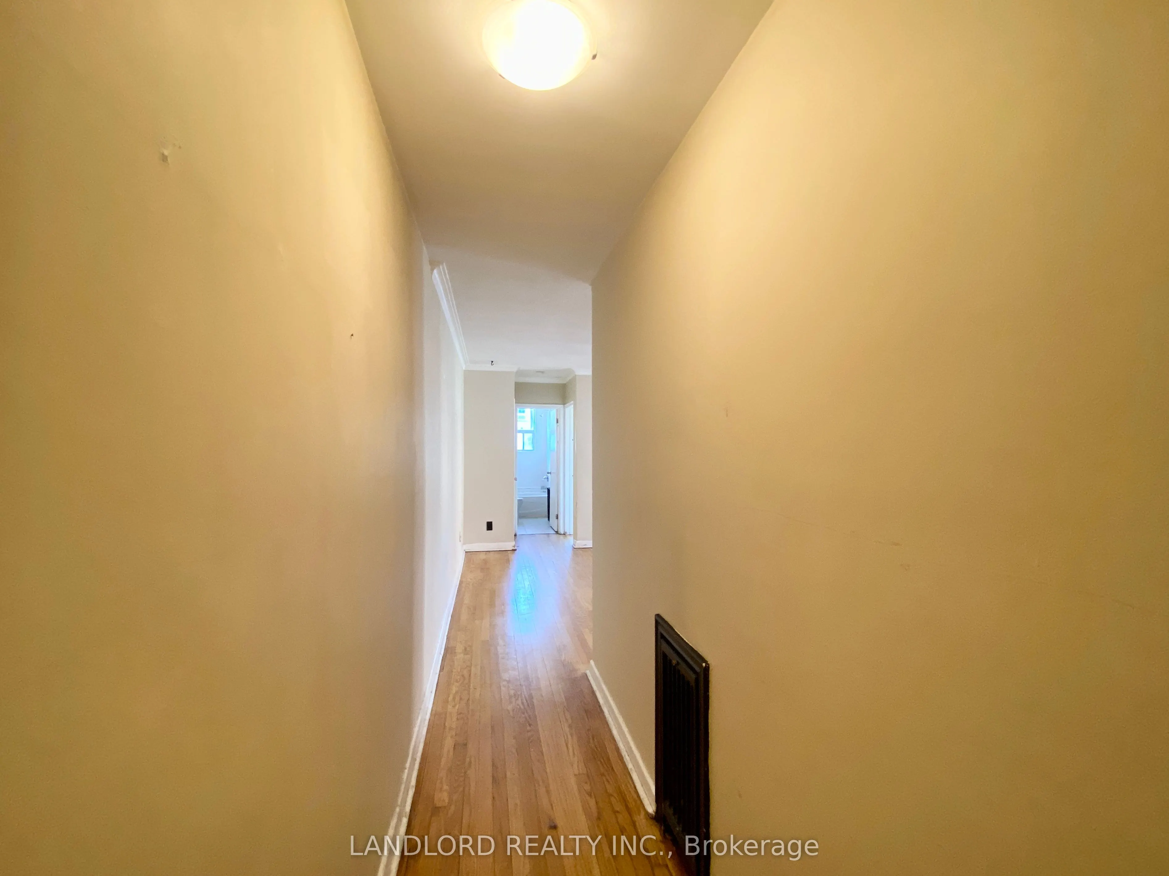 5126 Dundas Street W, #202