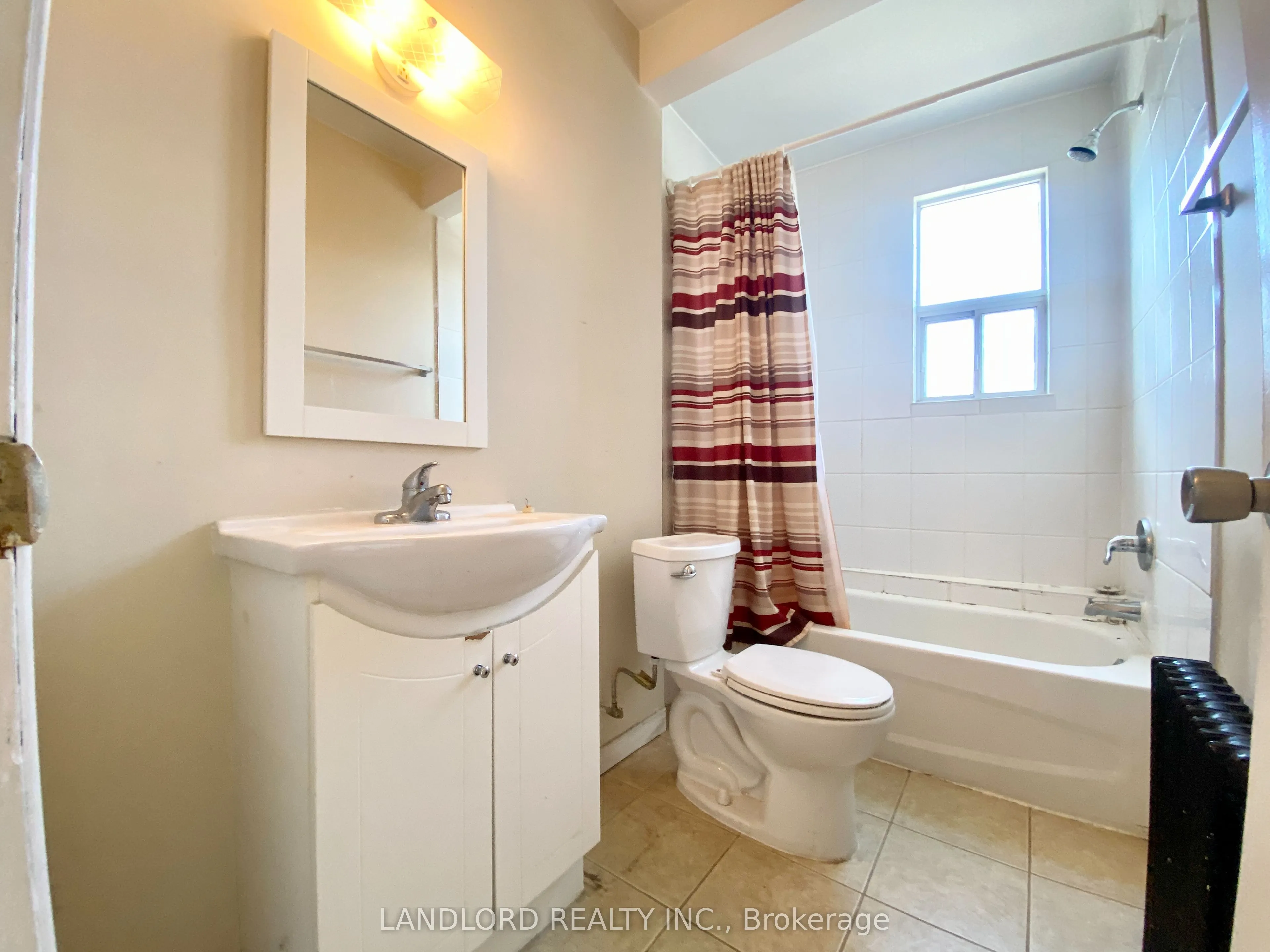 5126 Dundas Street W, #202
