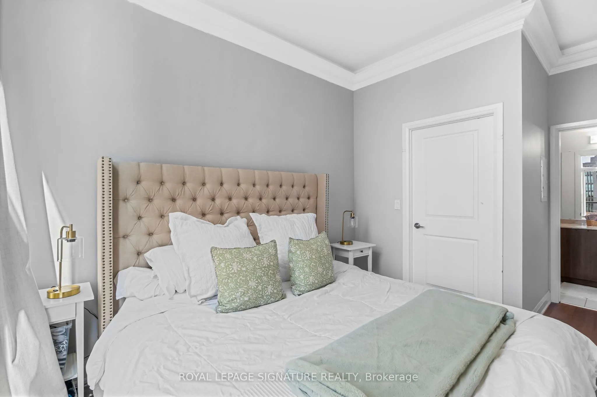 35 Fontenay Court, #1203