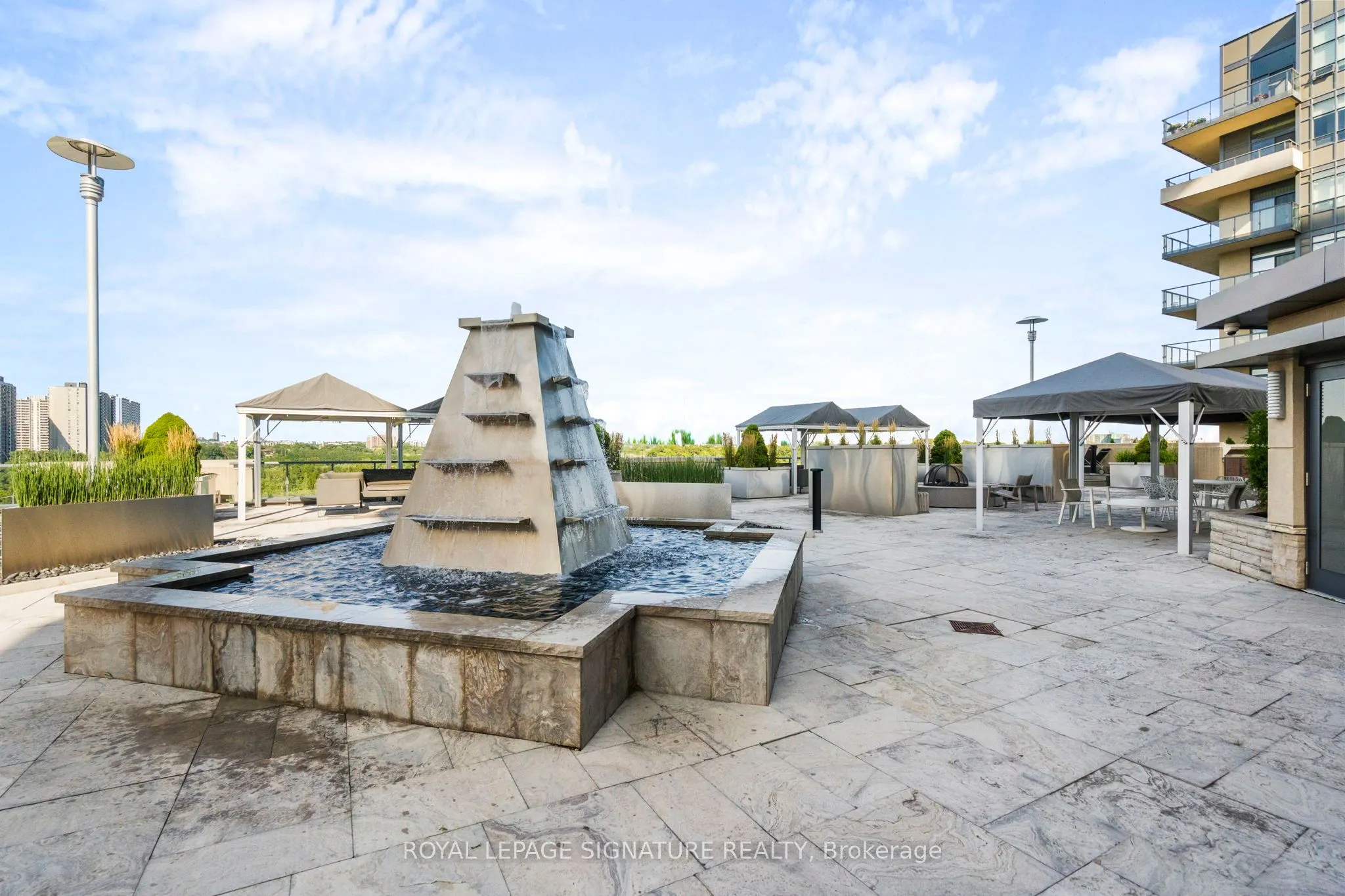 35 Fontenay Court, #1203