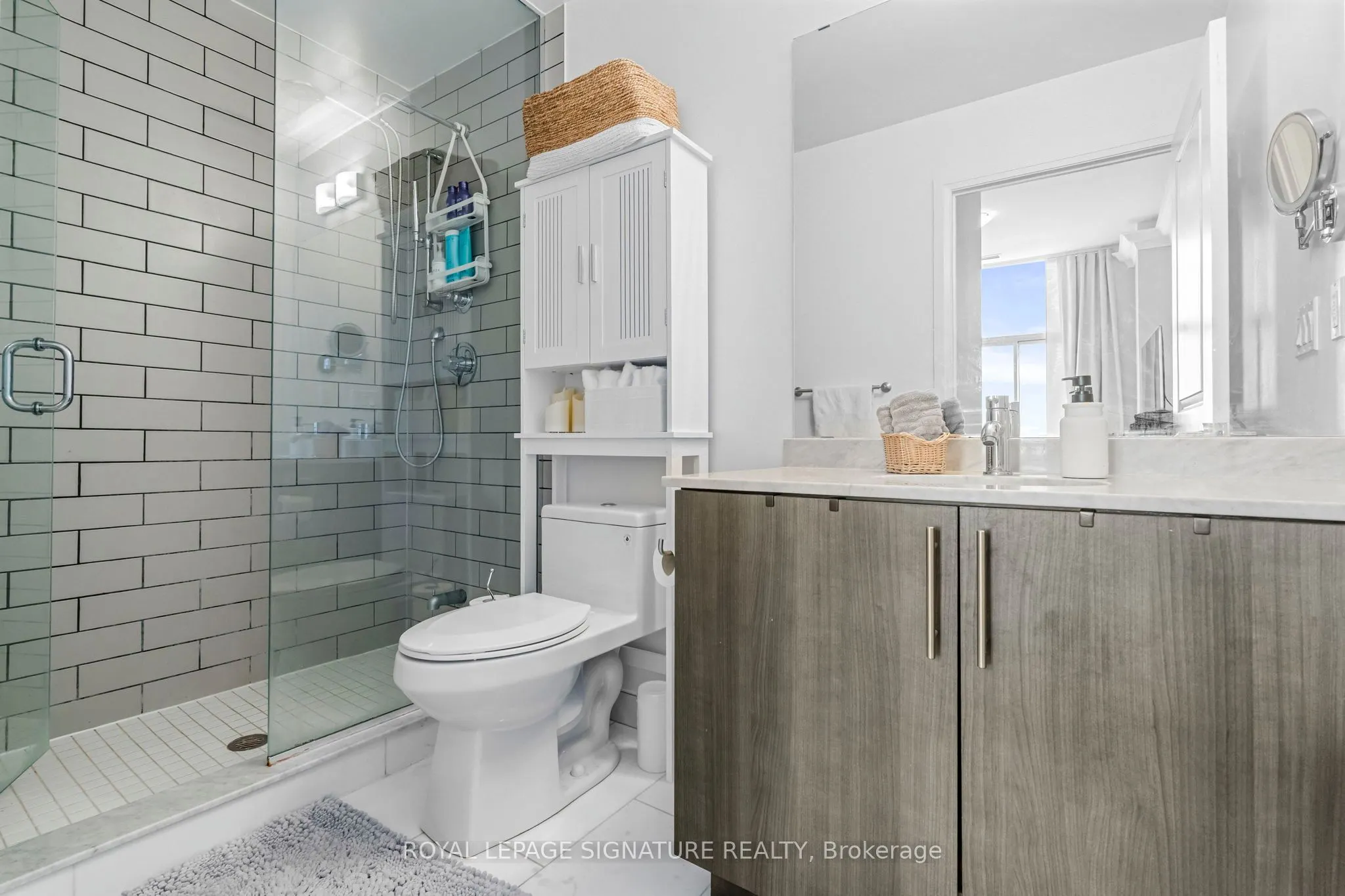 35 Fontenay Court, #1203