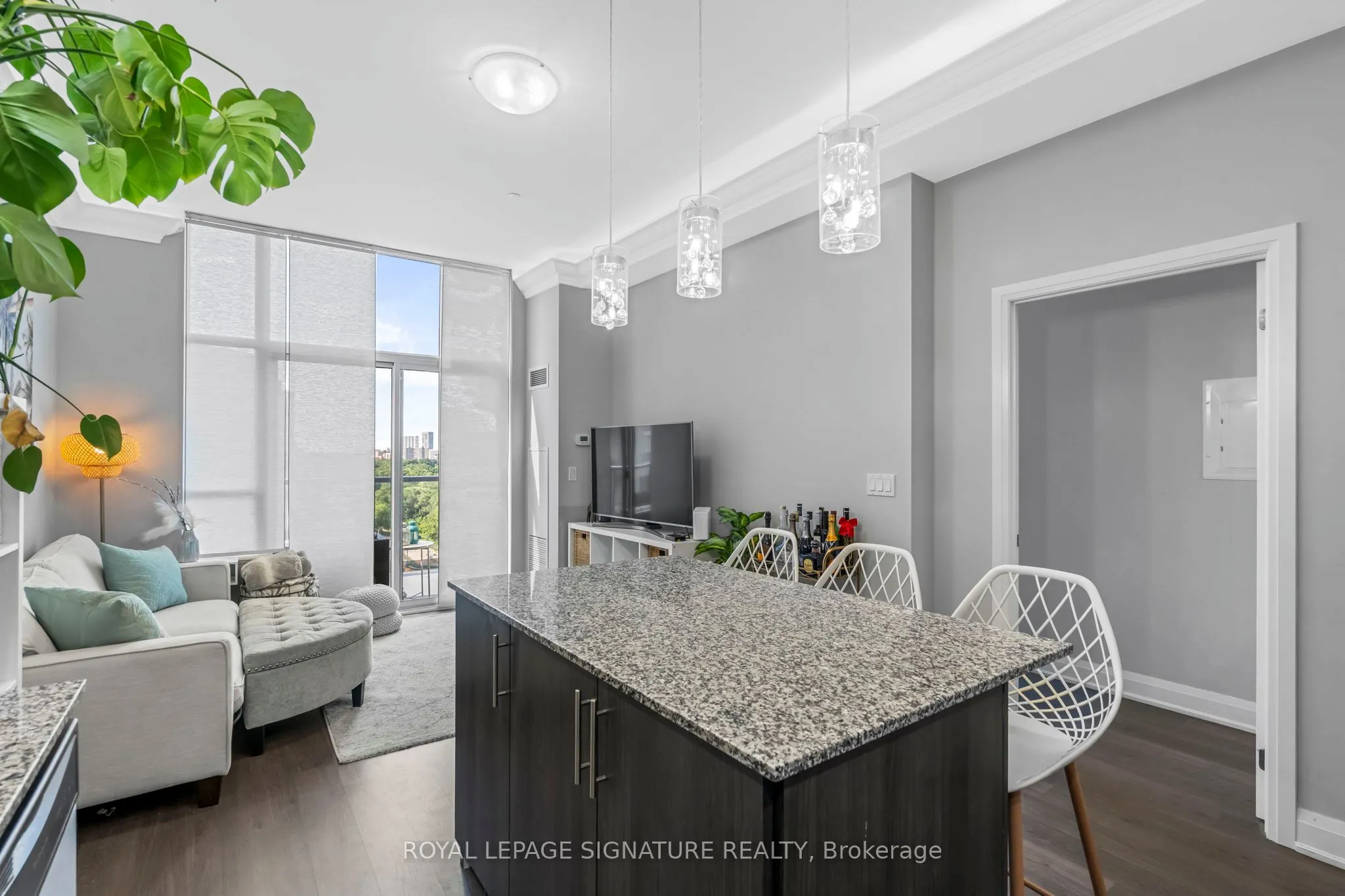 35 Fontenay Court, #1203