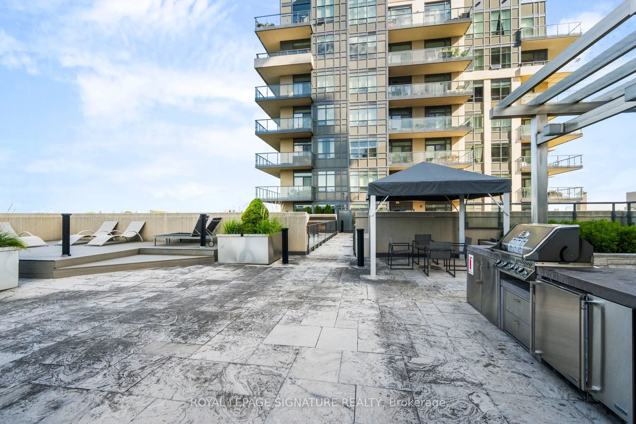 35 Fontenay Court, #1203