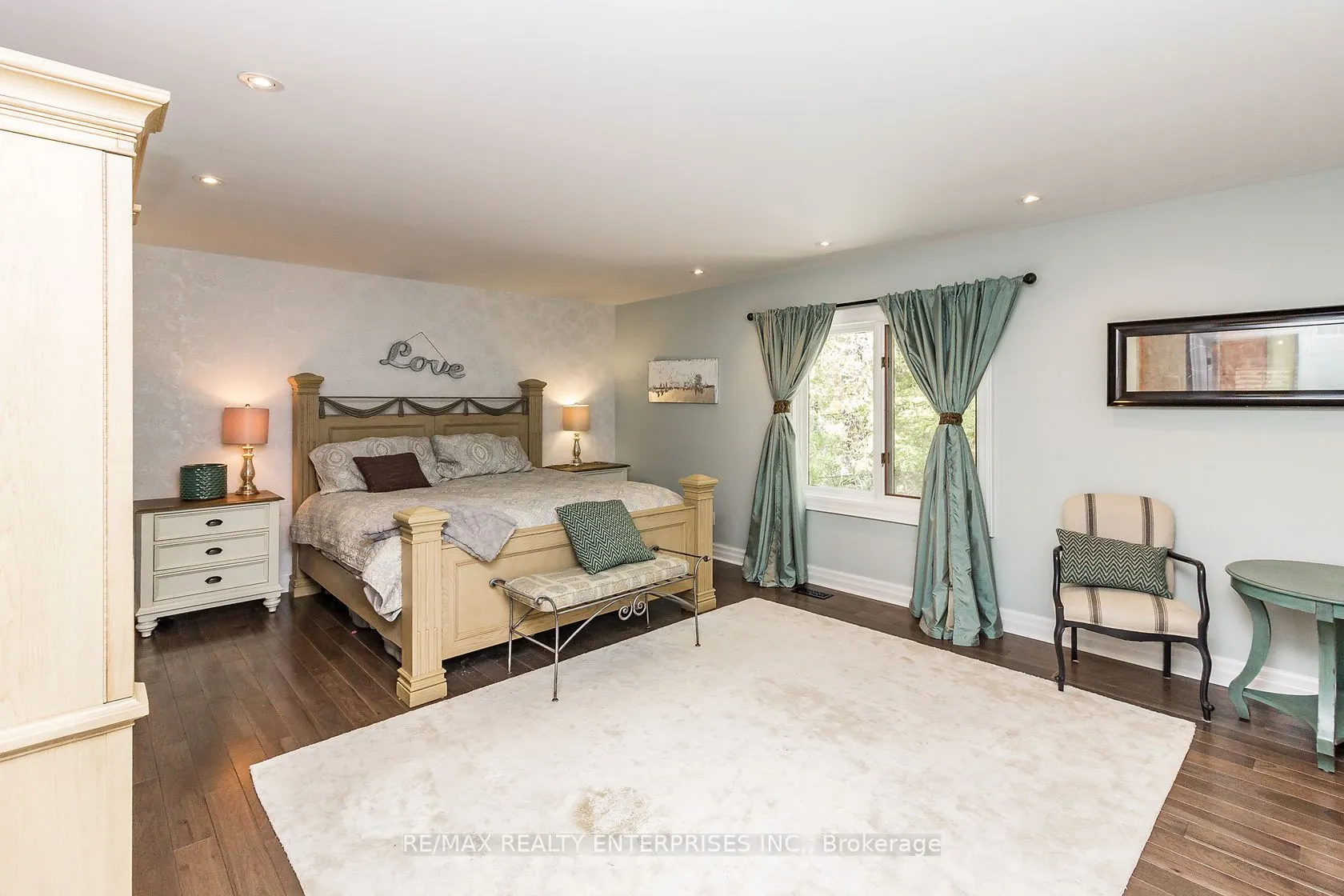 2045 Heartwood Court