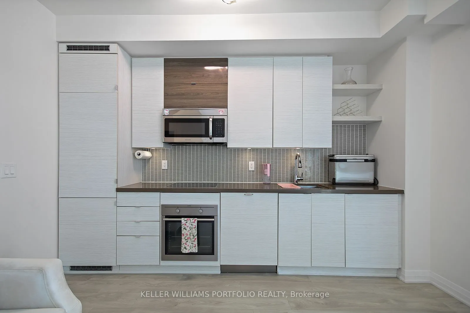 59 Annie Craig Drive, #512