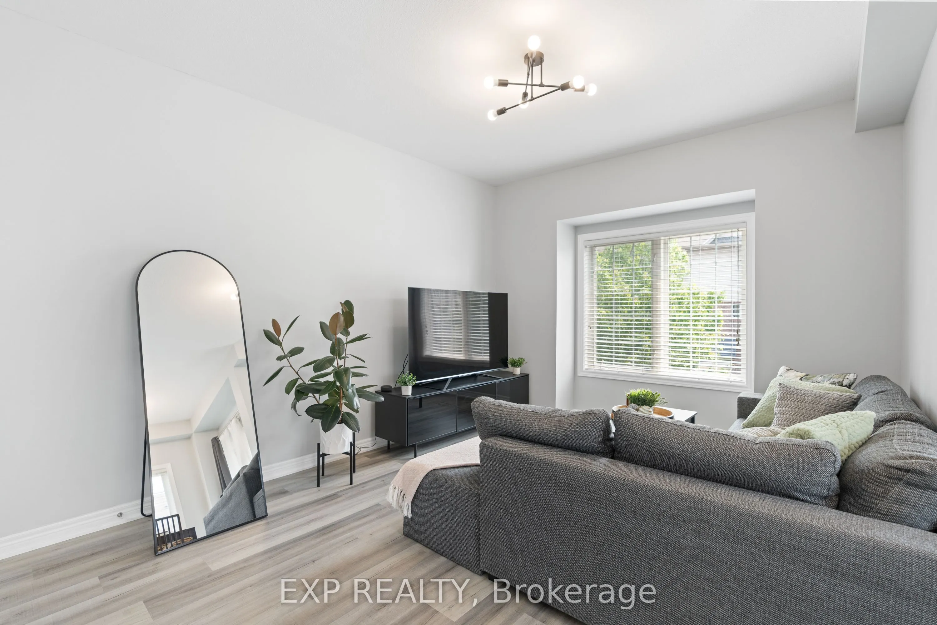 1401 Plains Road E, #92