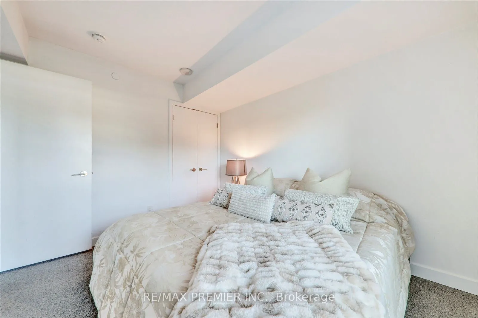 160 Flemington Road, #420