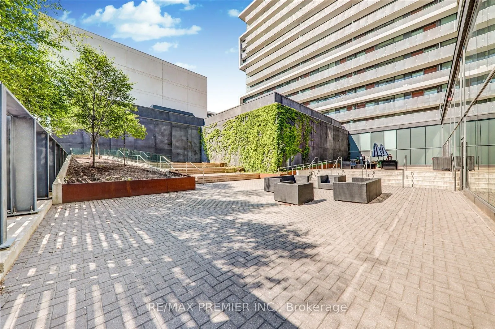 160 Flemington Road, #420