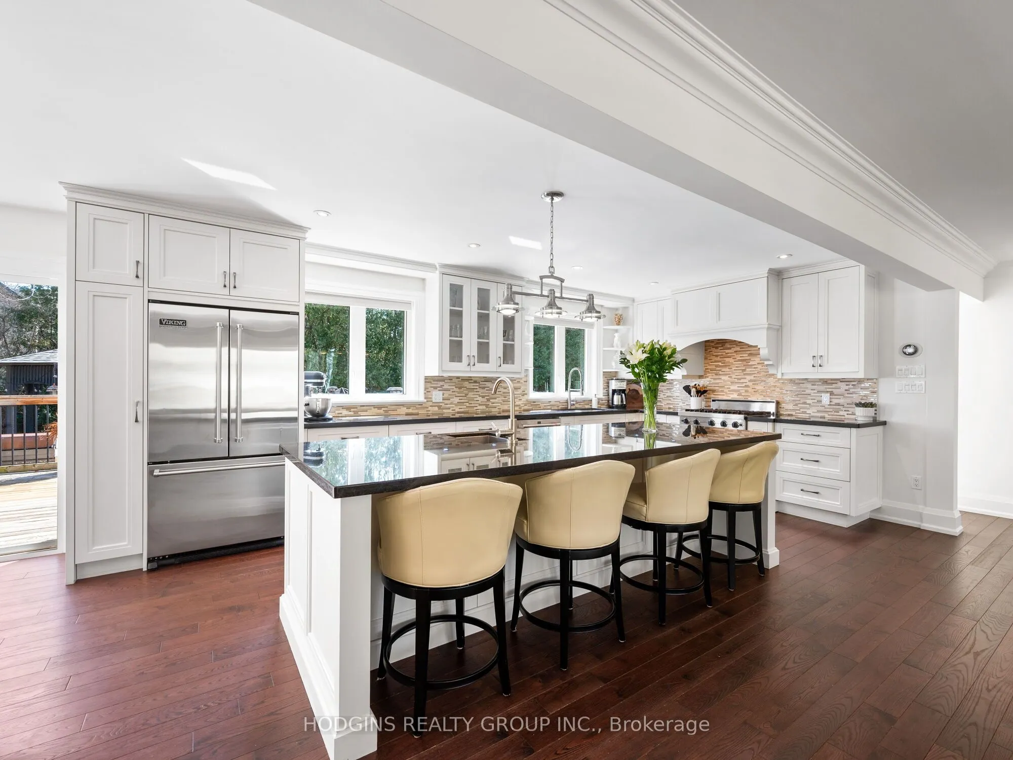 1435 Saginaw Crescent