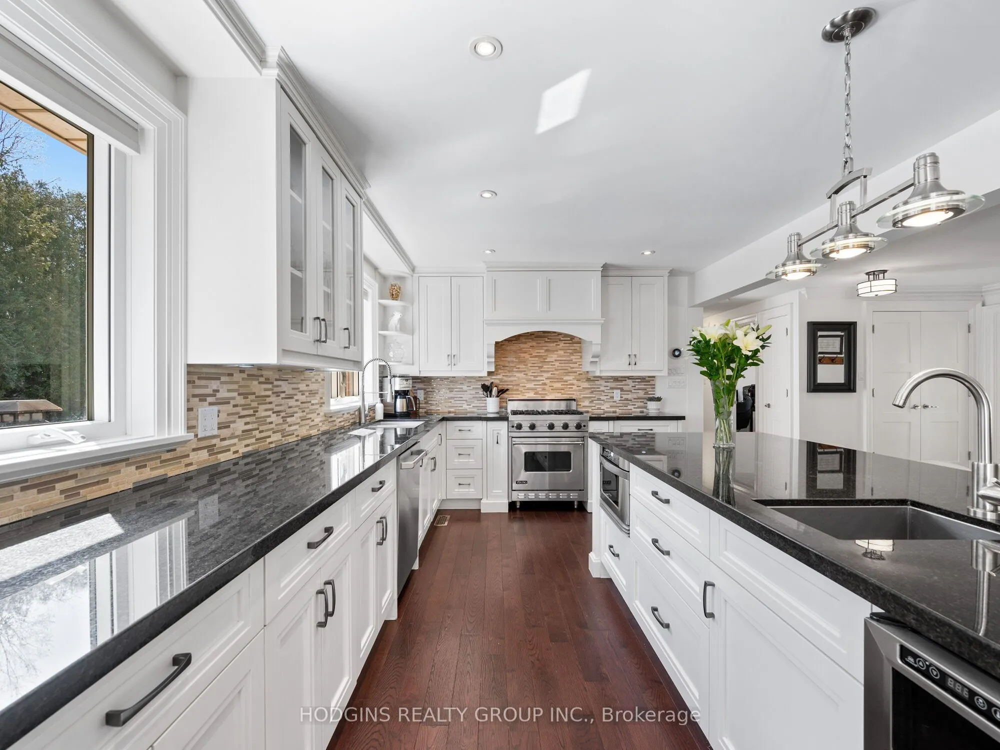 1435 Saginaw Crescent