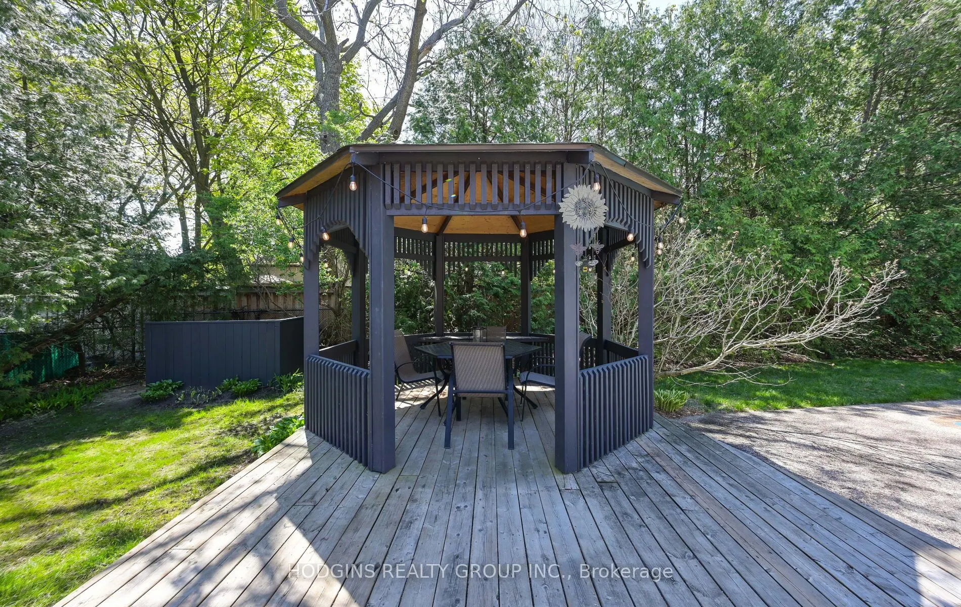 1435 Saginaw Crescent