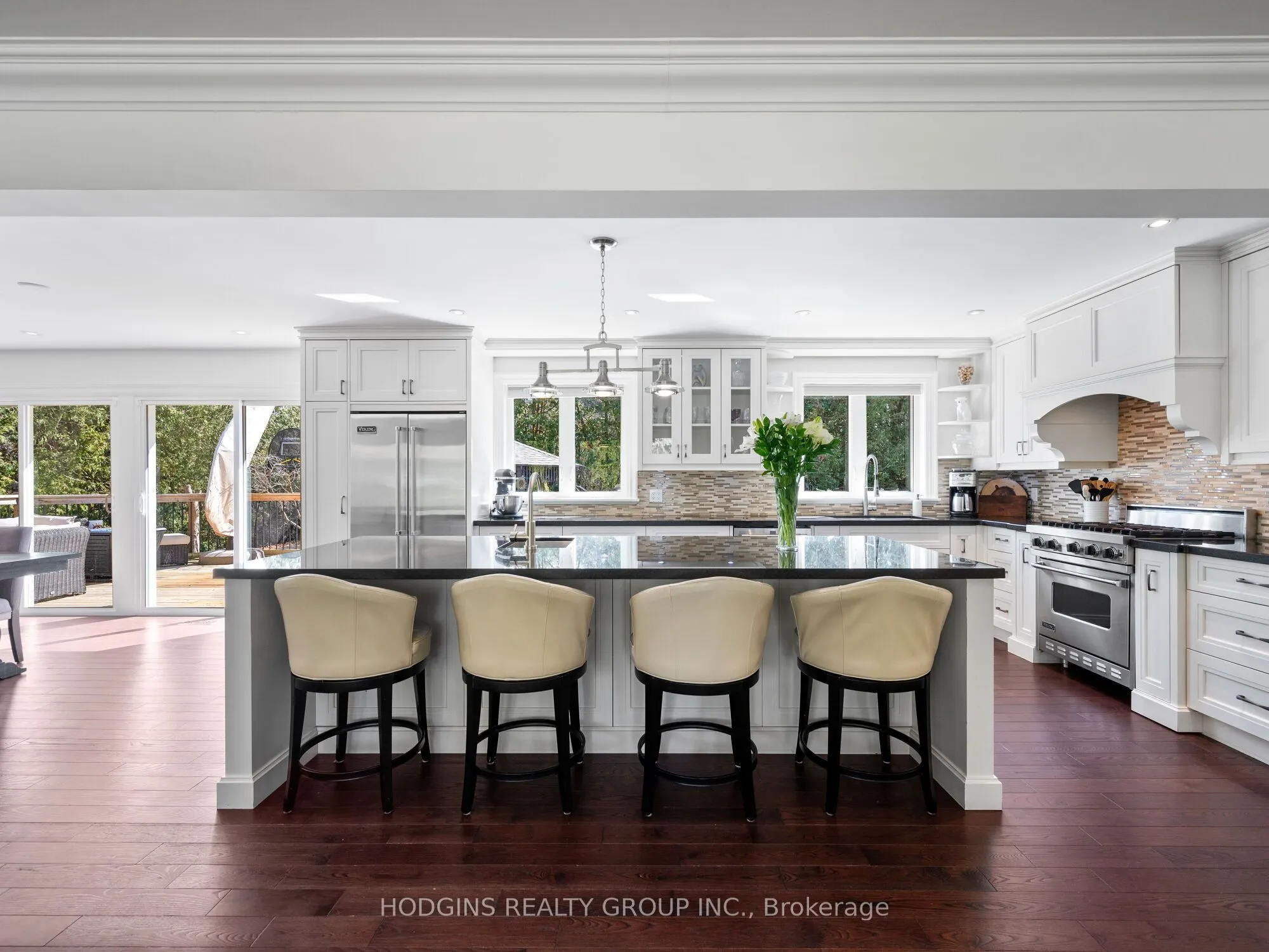 1435 Saginaw Crescent