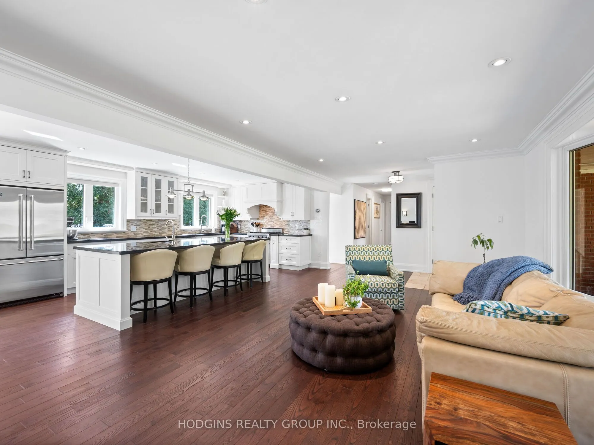 1435 Saginaw Crescent