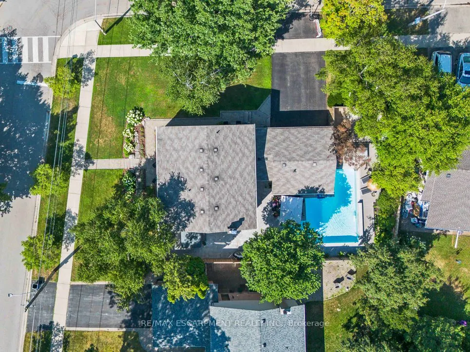1487 Chriseden Drive