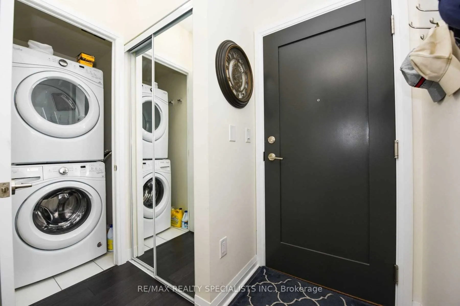 5033 Four Springs Avenue, #1418