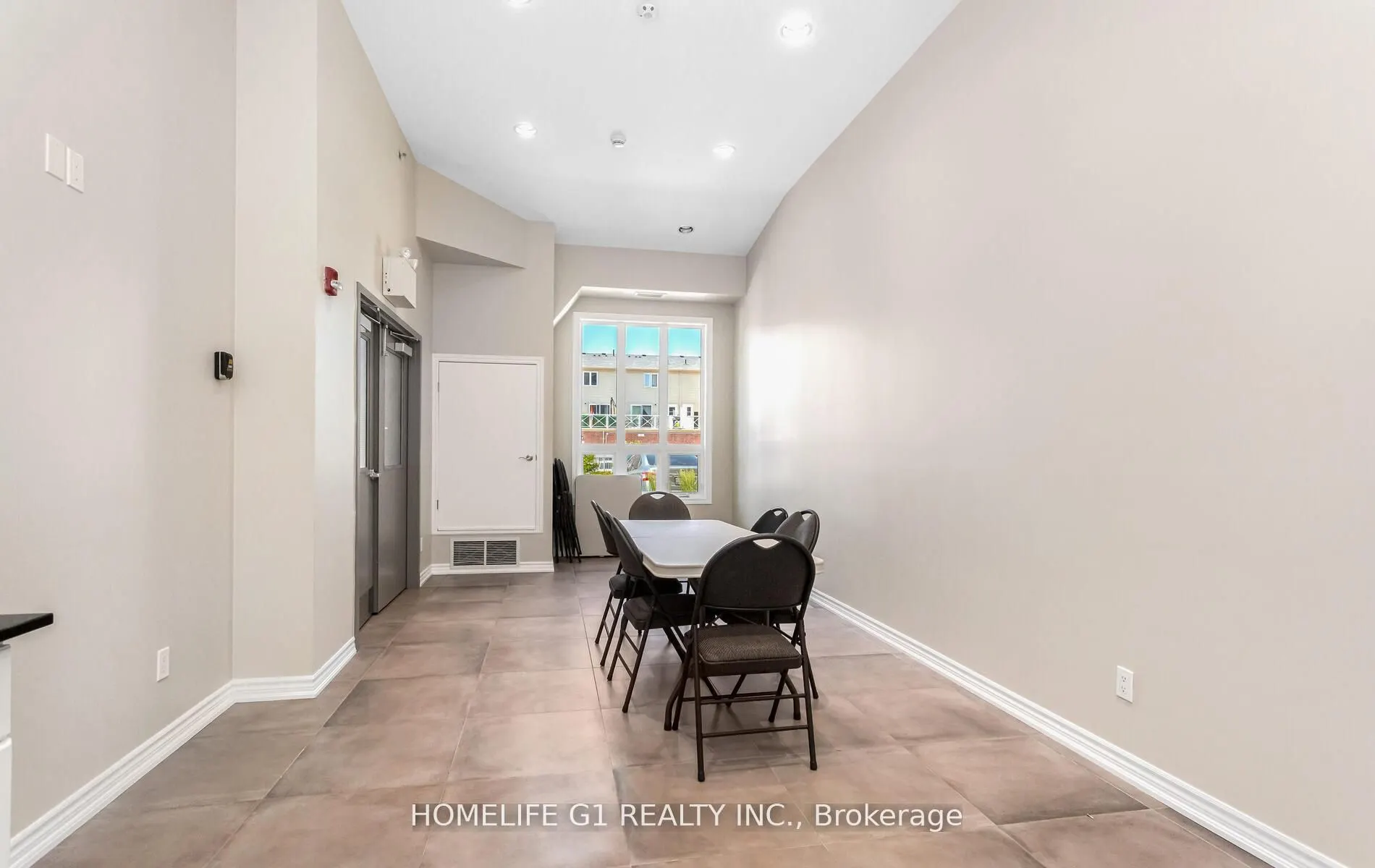 1370 Costigan Road, #403