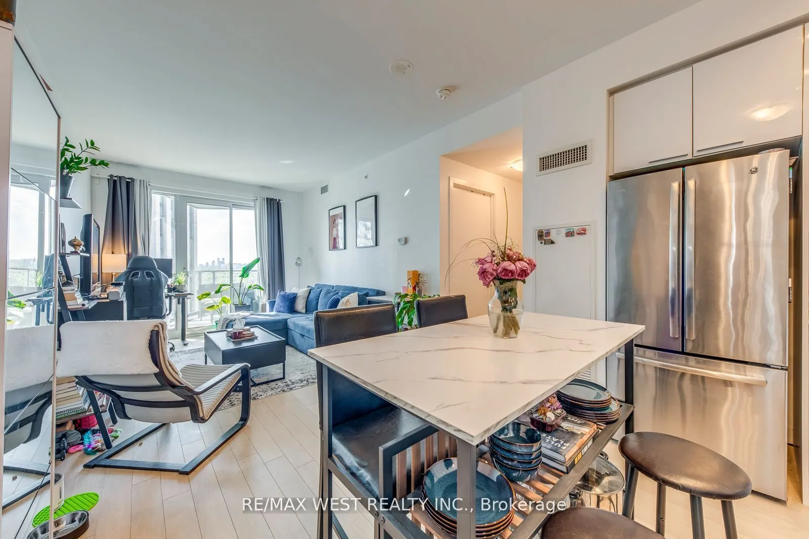 10 Park Lawn Road, #3205
