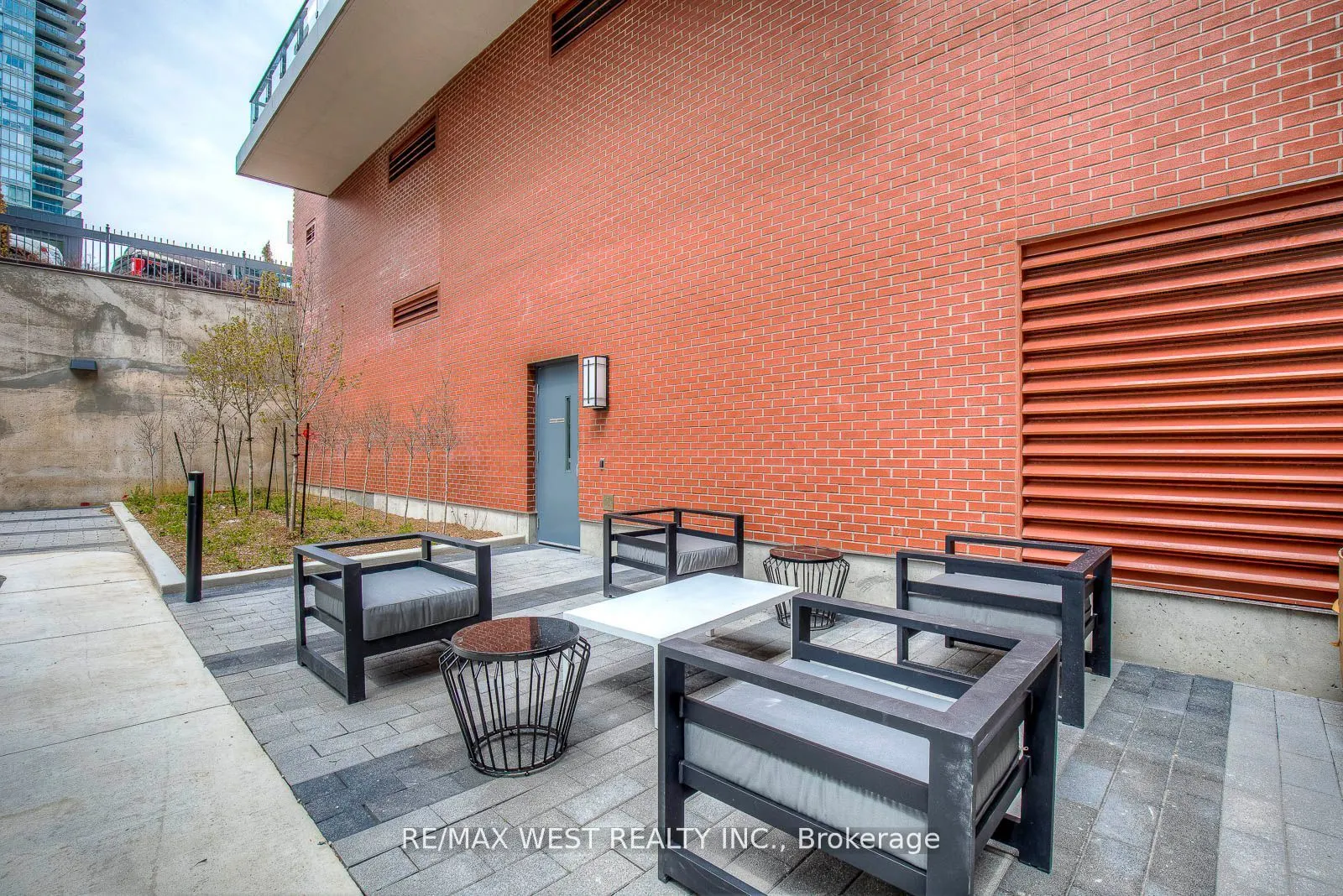 10 Park Lawn Road, #3205
