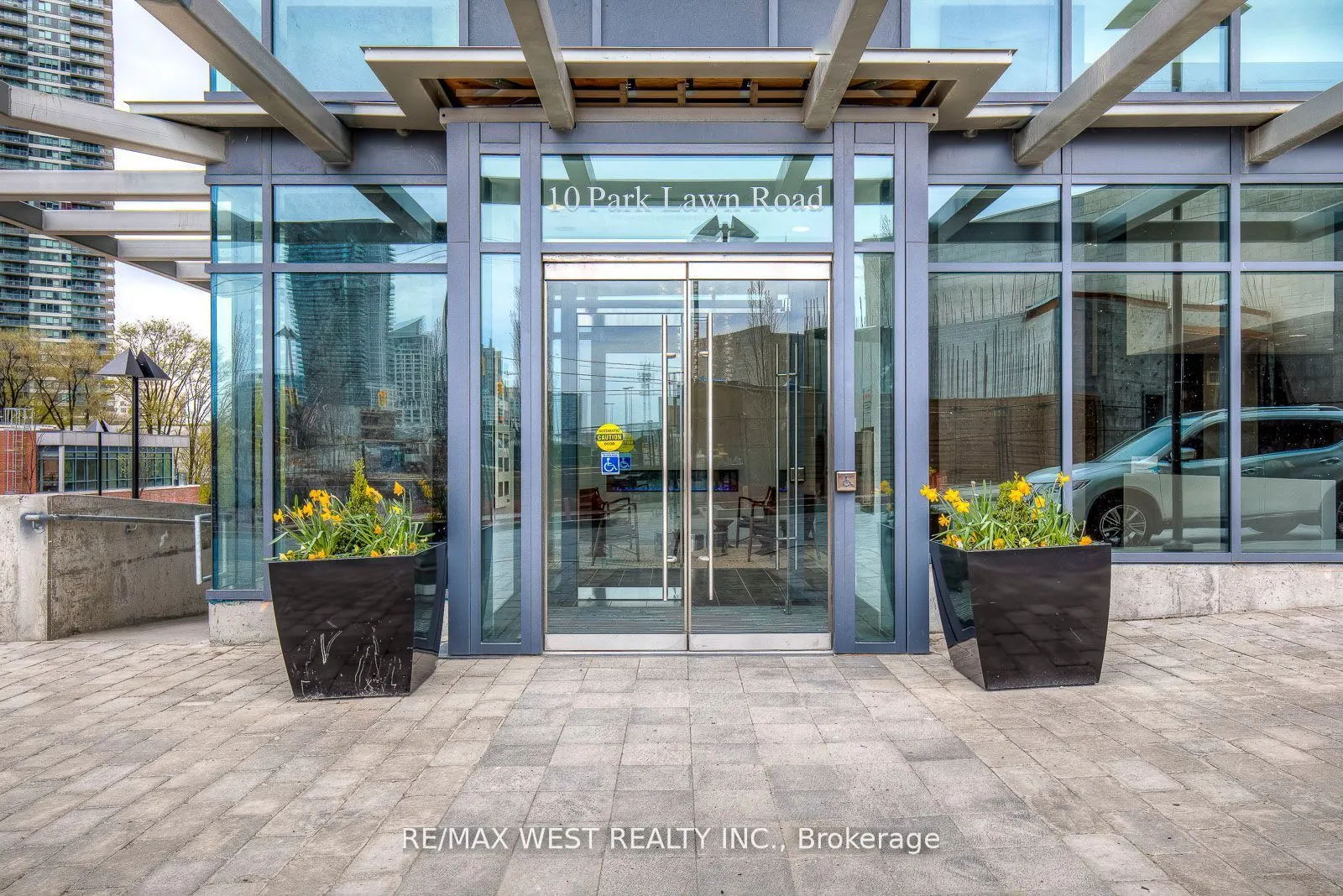 10 Park Lawn Road, #3205