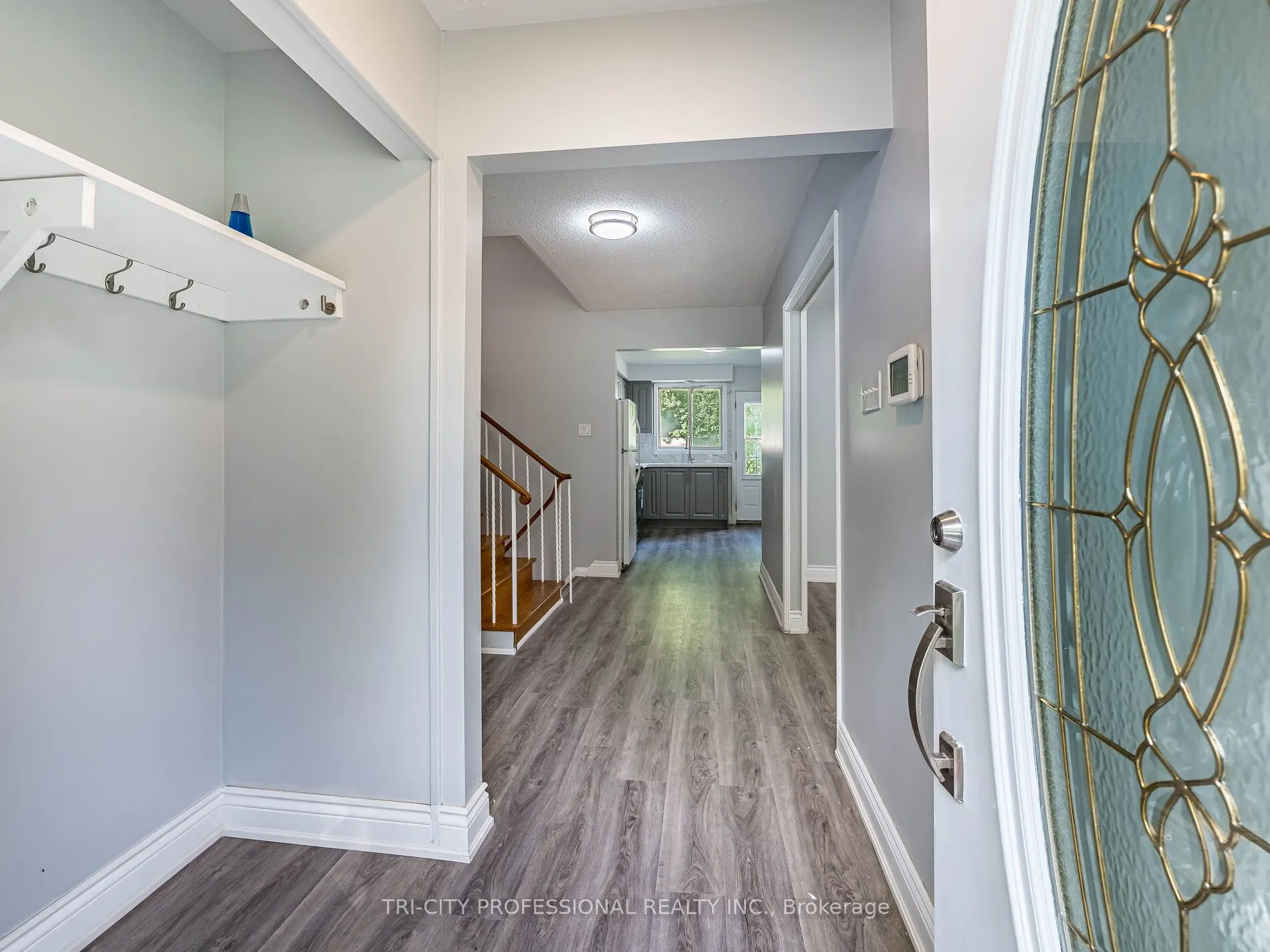 172 Mountainview Road S