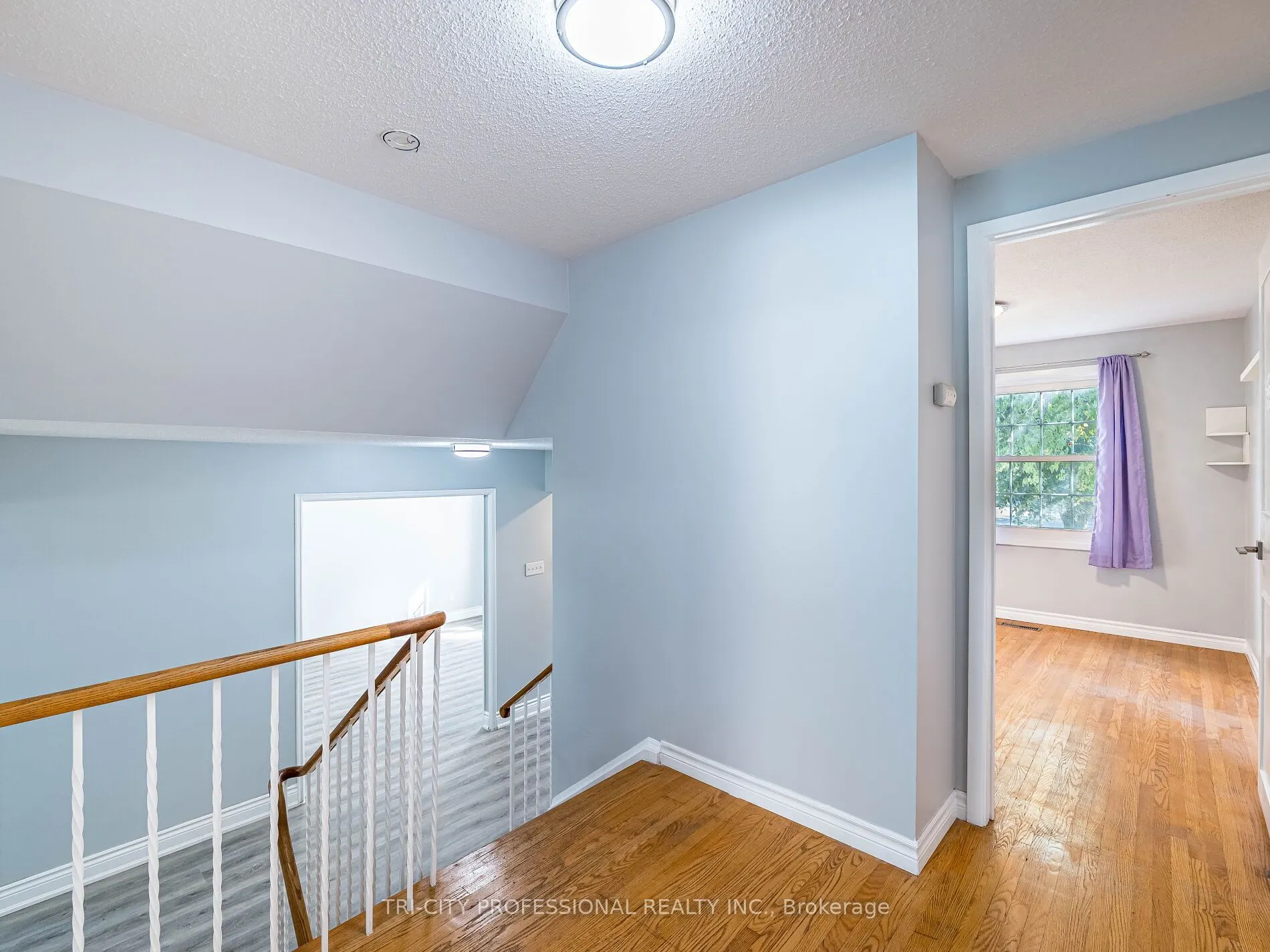172 Mountainview Road S