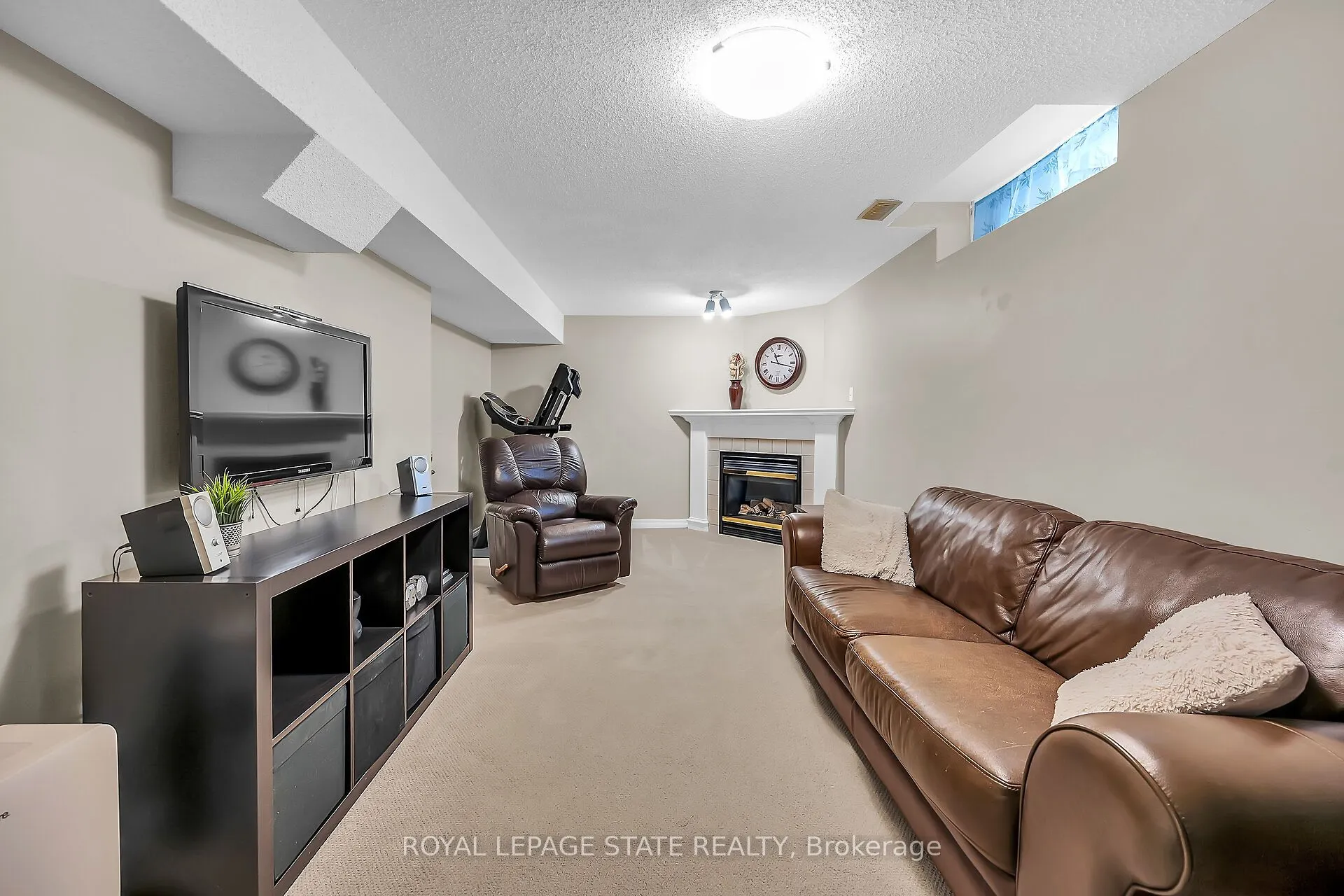 2371 Pathfinder Drive
