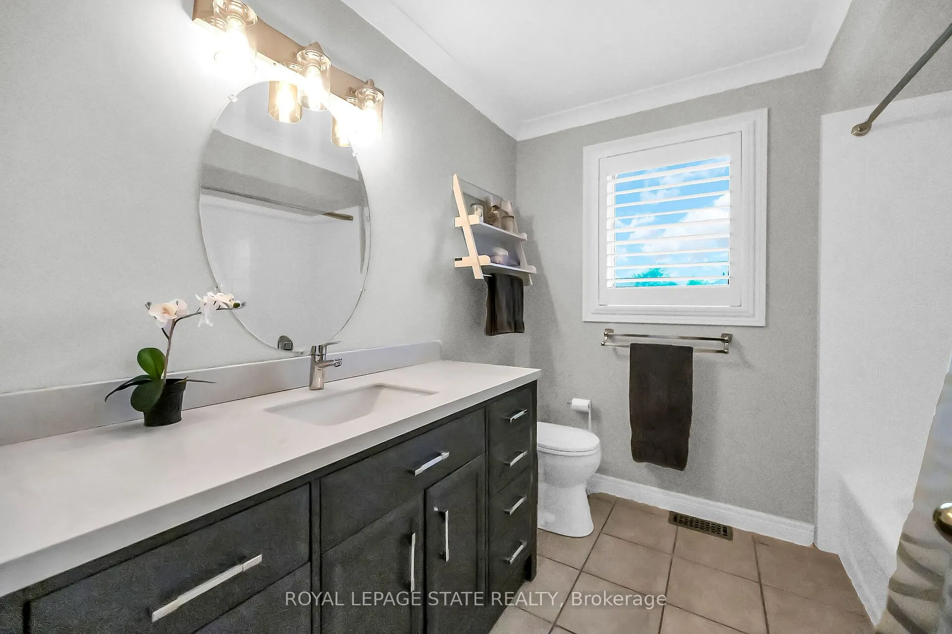 2371 Pathfinder Drive