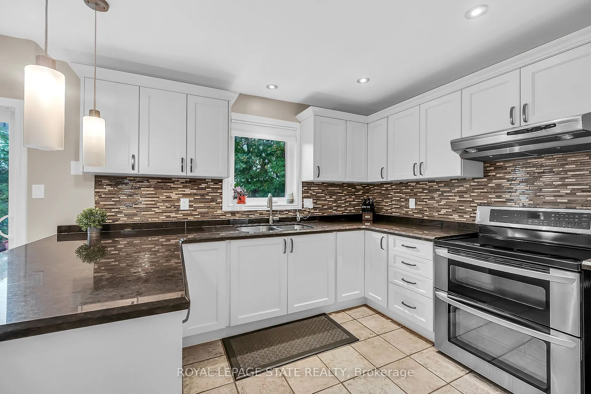 2371 Pathfinder Drive