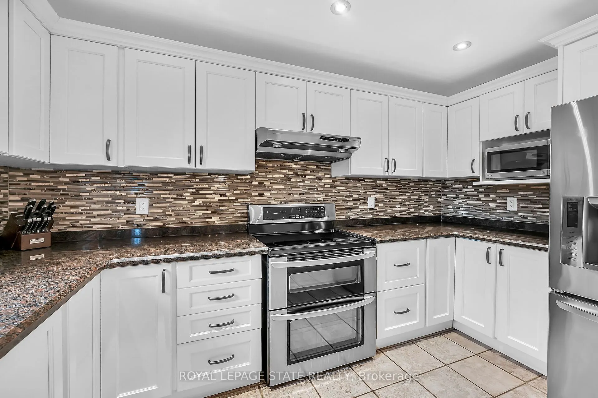 2371 Pathfinder Drive