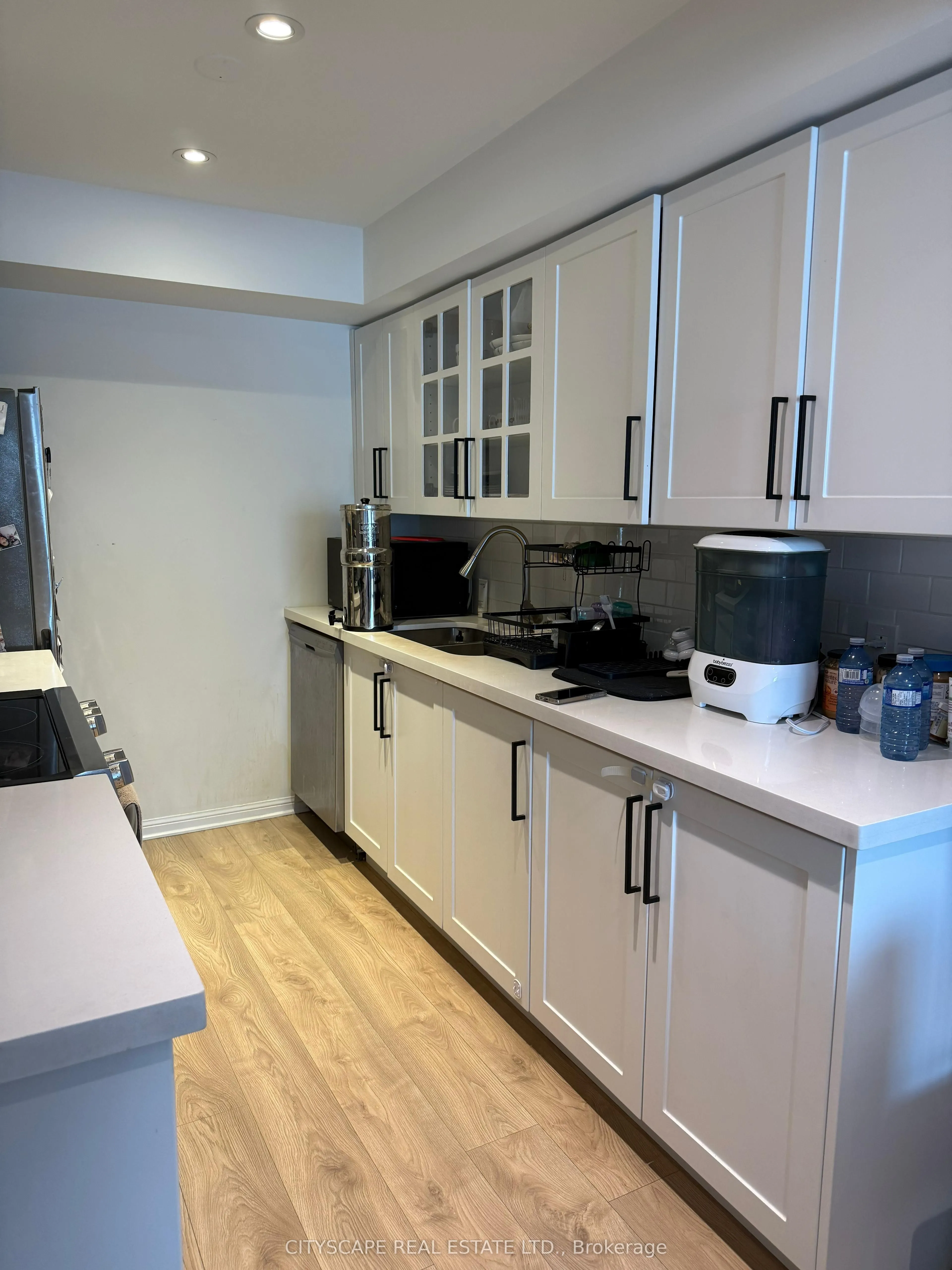 4620 Guildwood Way, #10