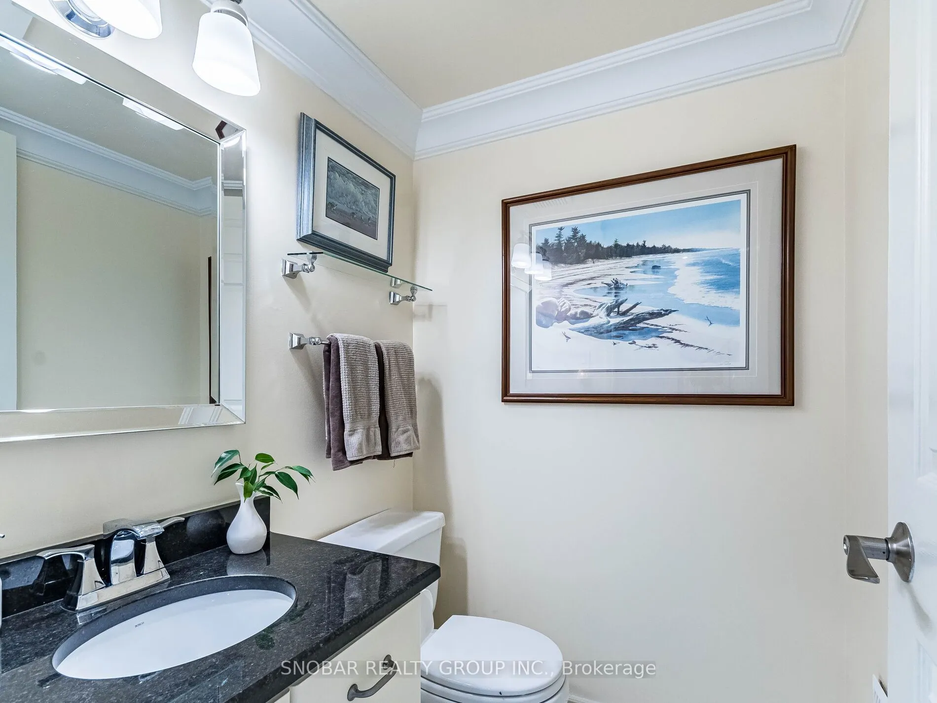 1100 Queen Street W, #2