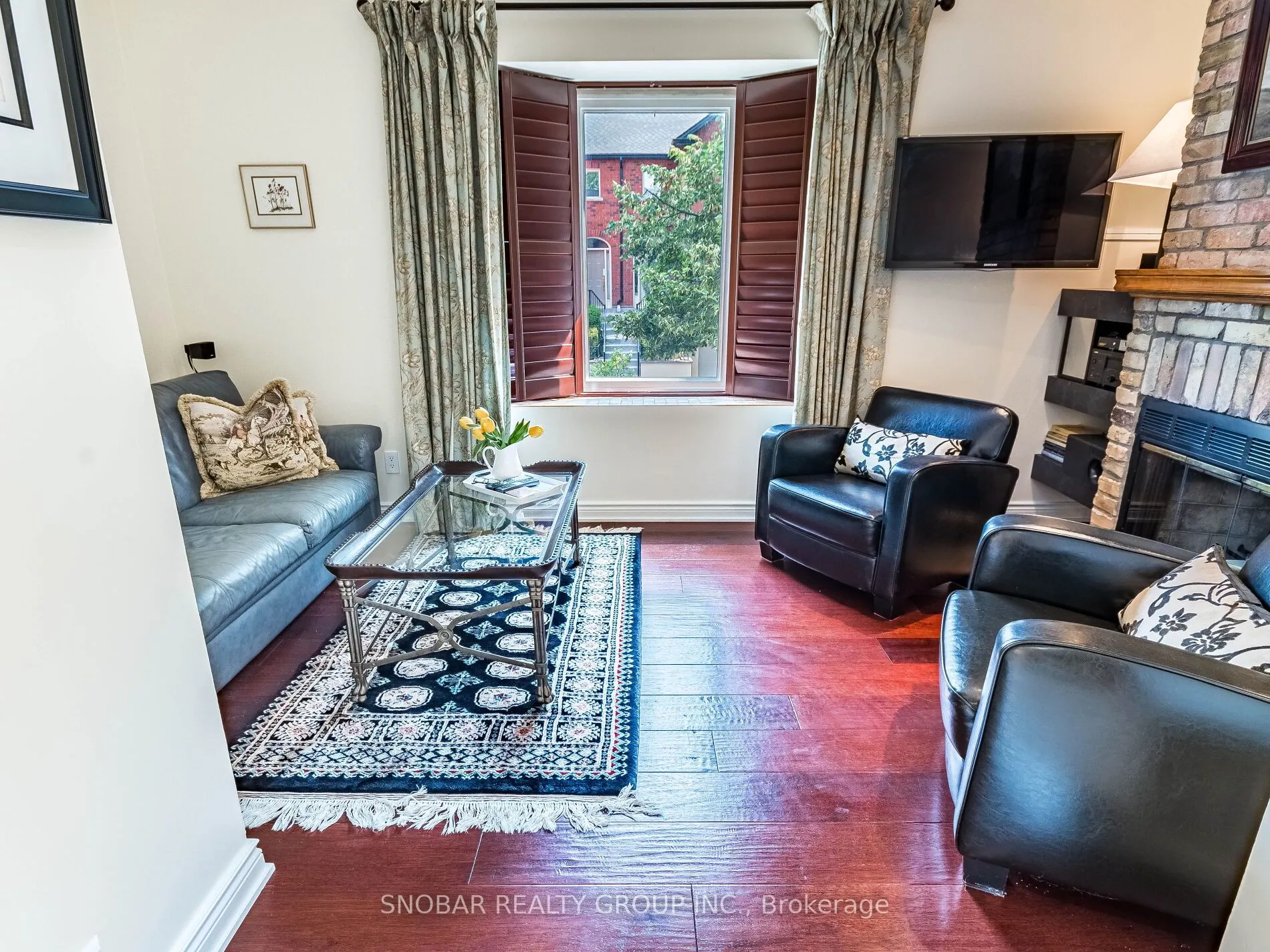 1100 Queen Street W, #2