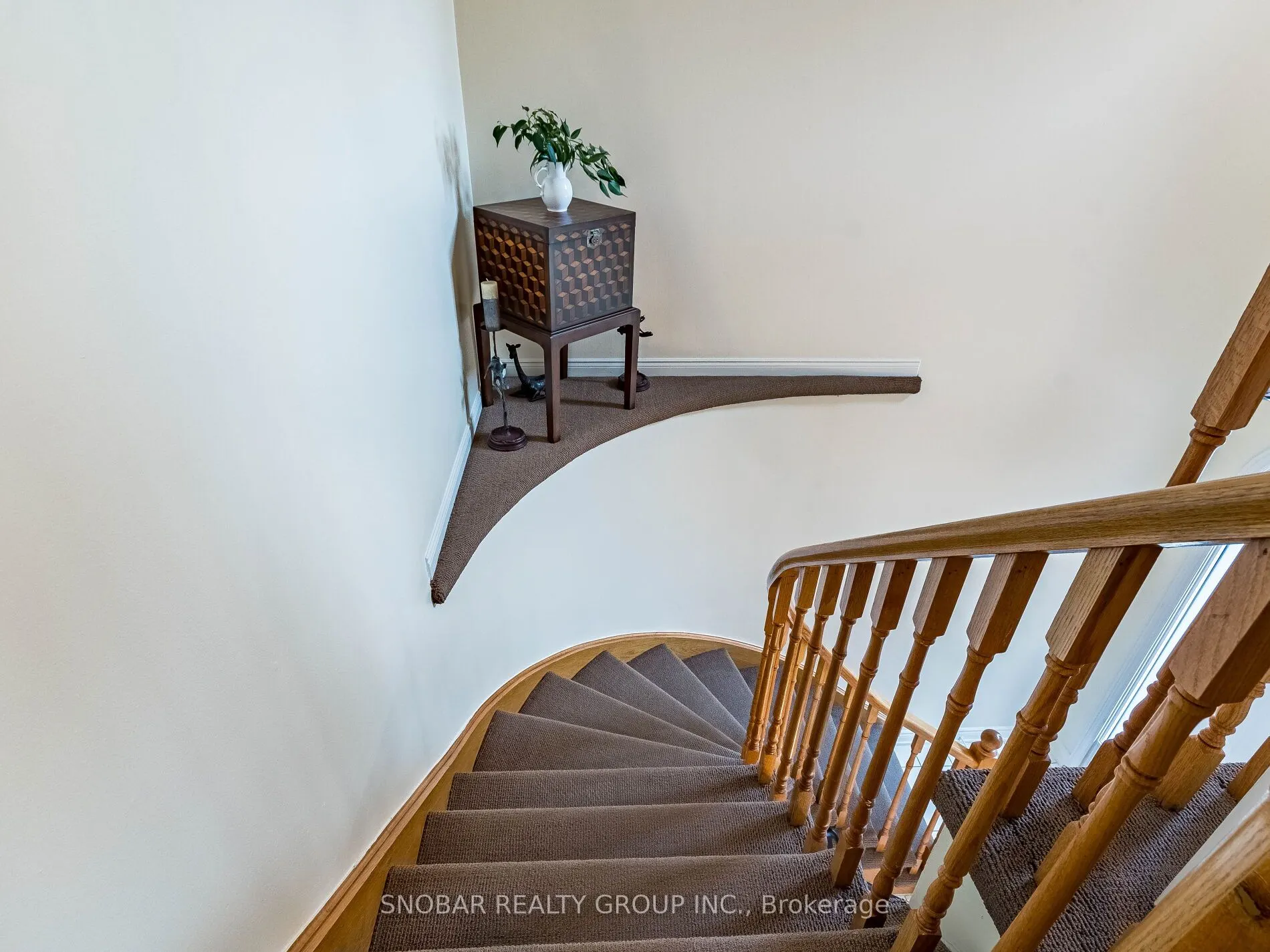1100 Queen Street W, #2