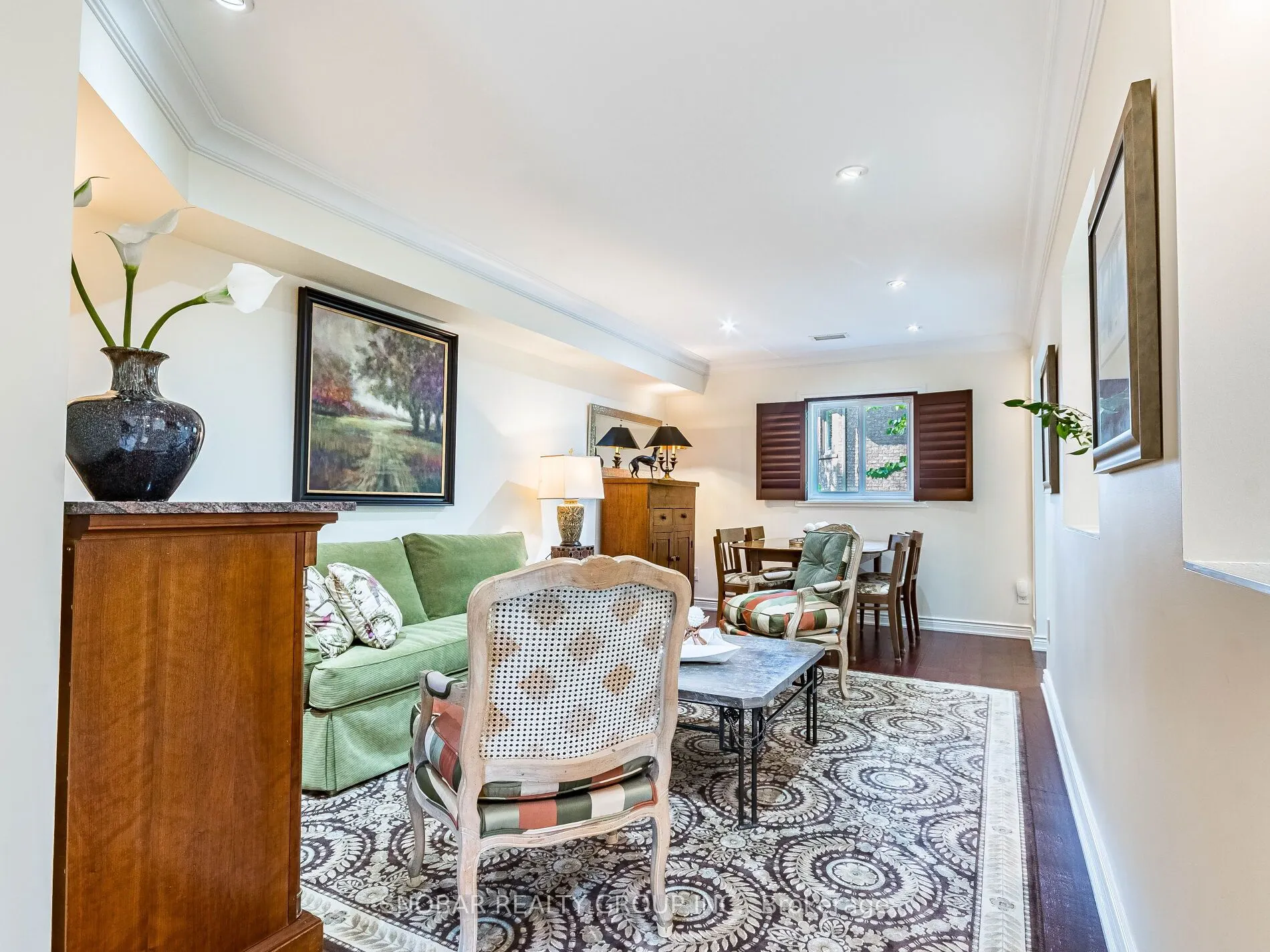1100 Queen Street W, #2