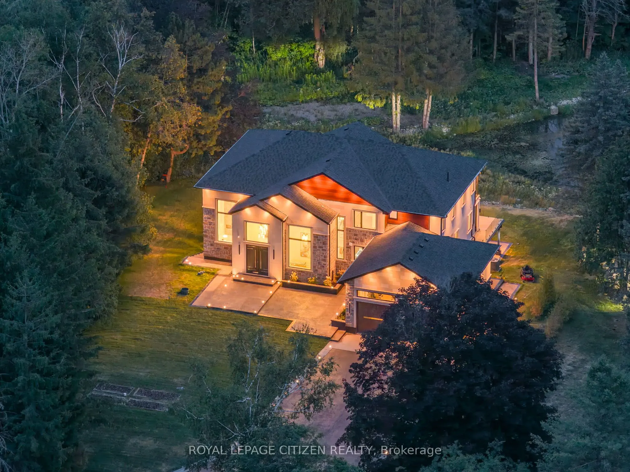 14 Cedar Drive