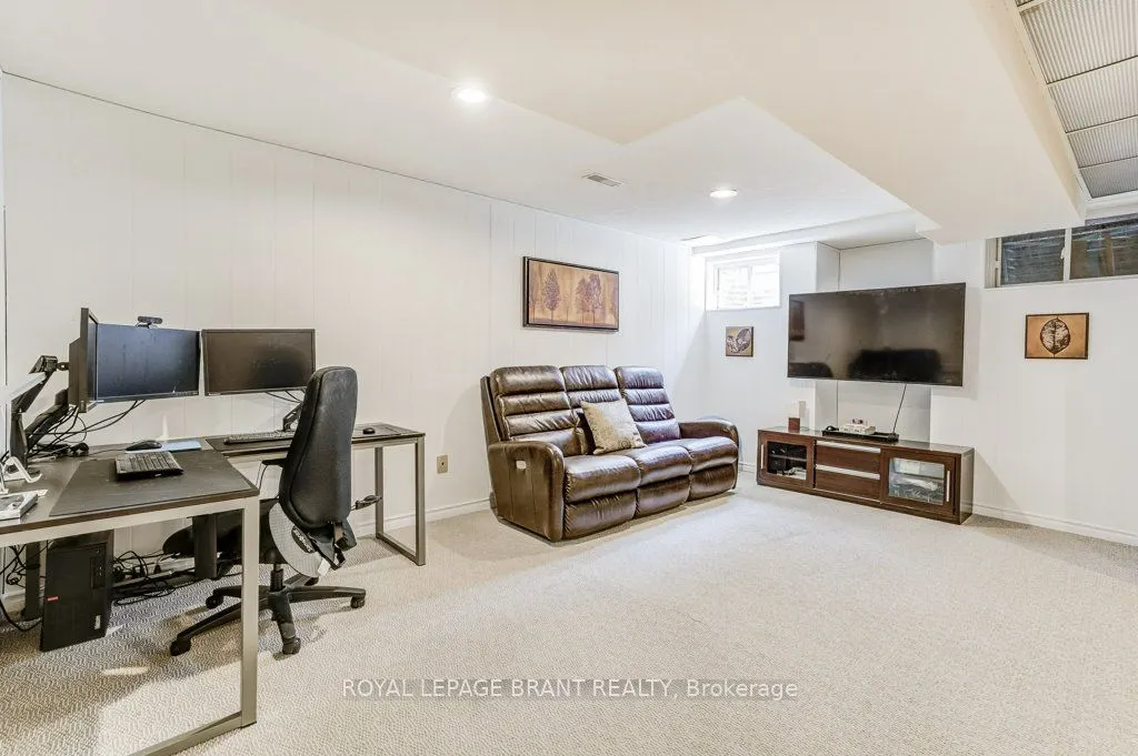 4102 Foxwood Drive
