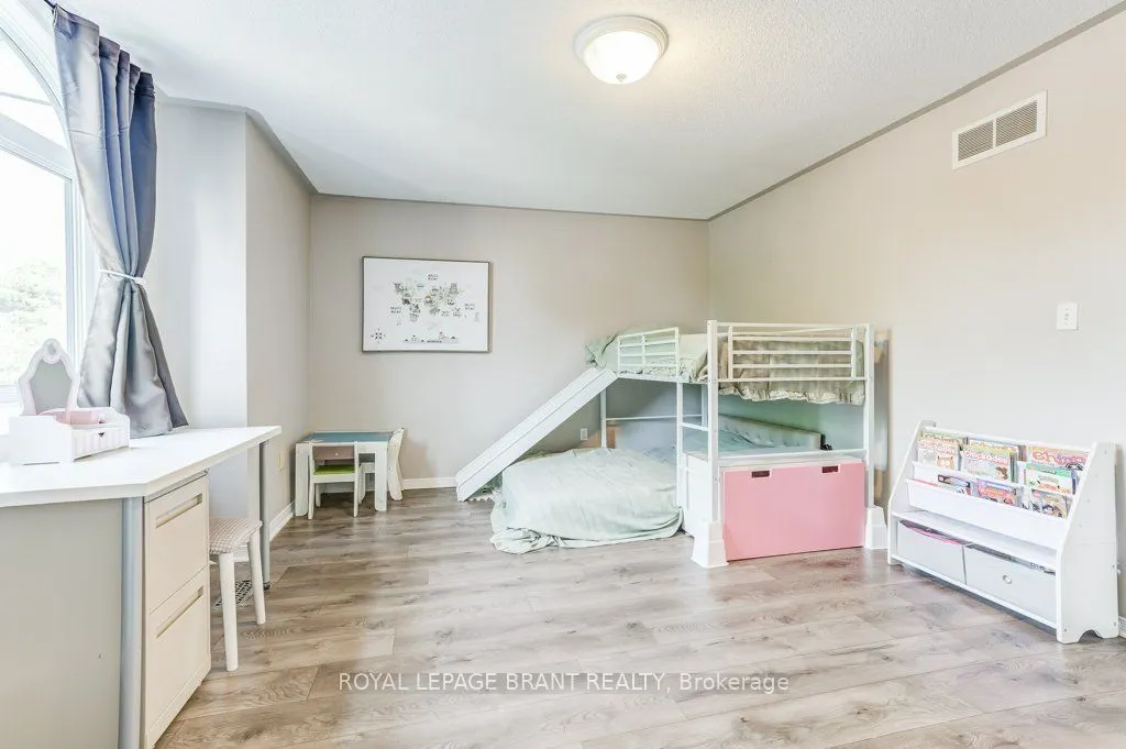 4102 Foxwood Drive