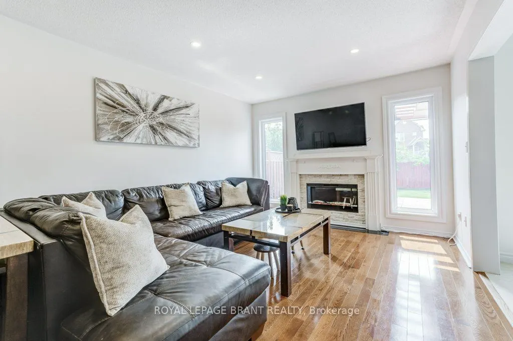 4102 Foxwood Drive