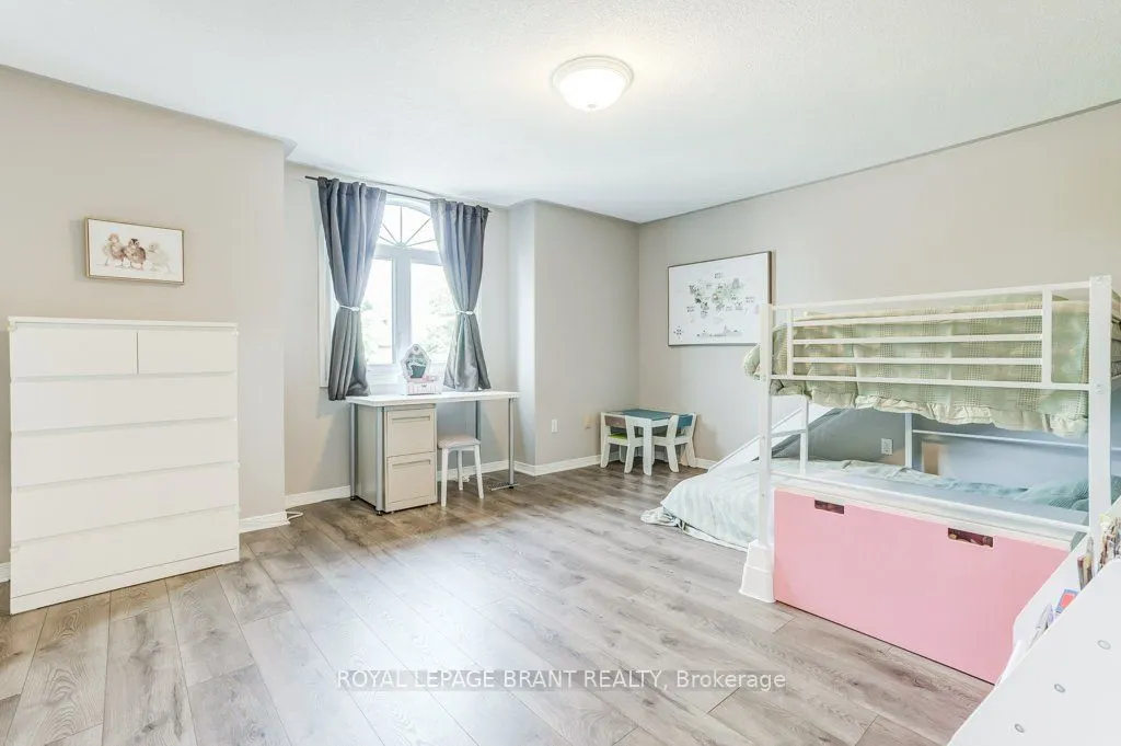 4102 Foxwood Drive