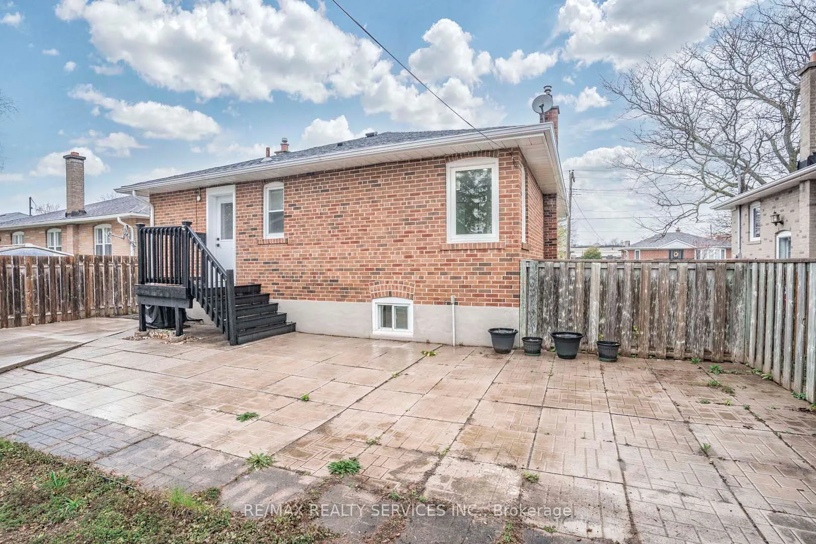 28 Prince Charles Drive